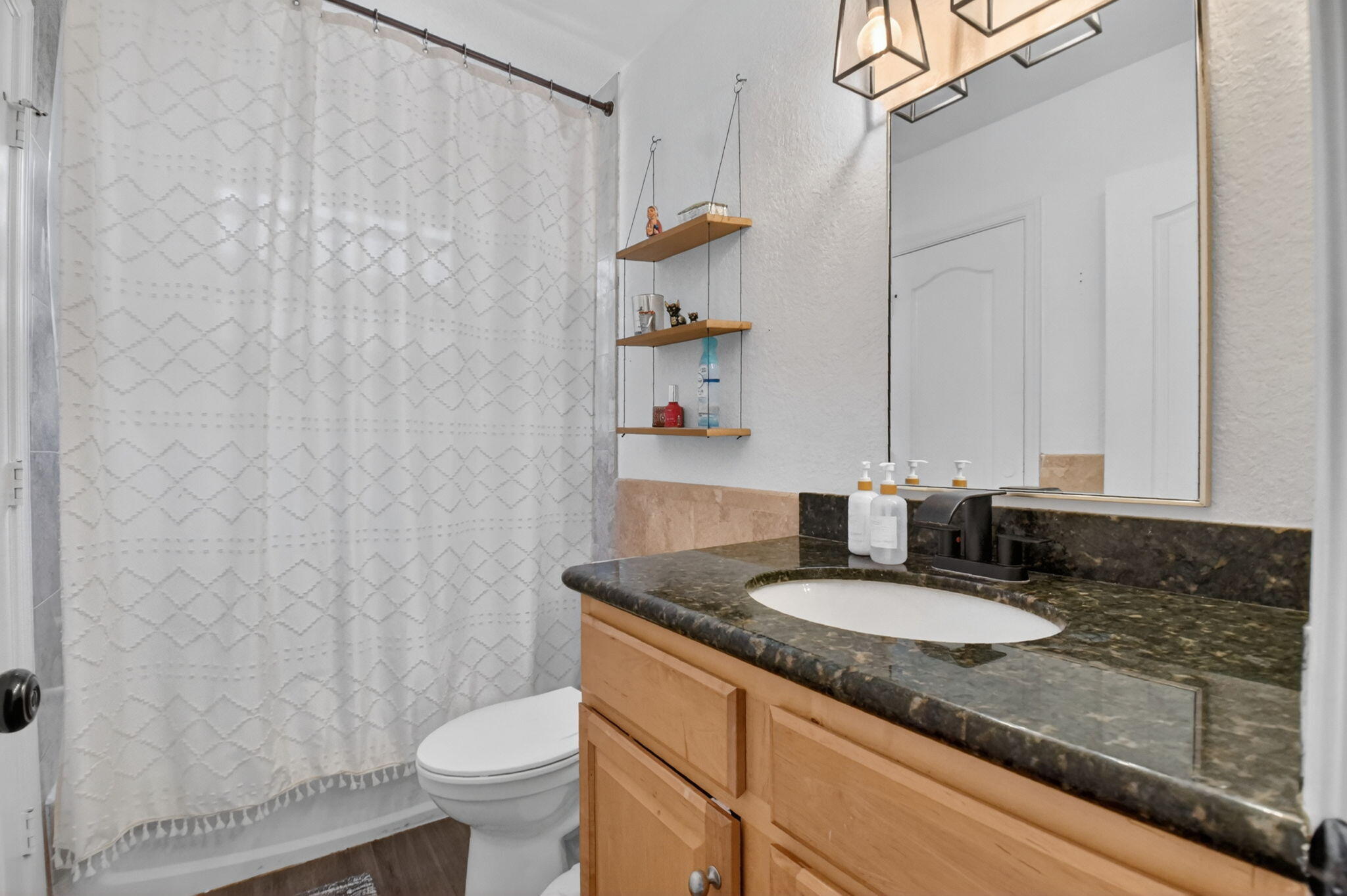 KENWOOD - Residential