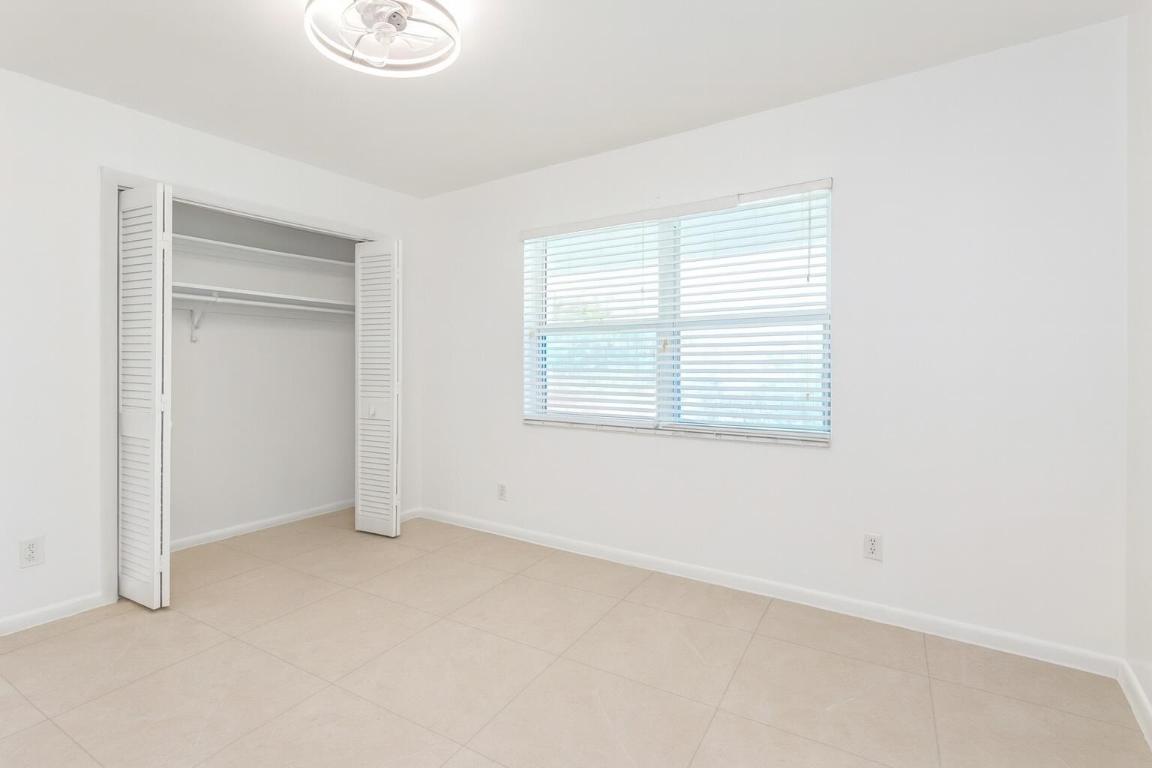 SURF PARK SEVEN CONDO - Residential Lease