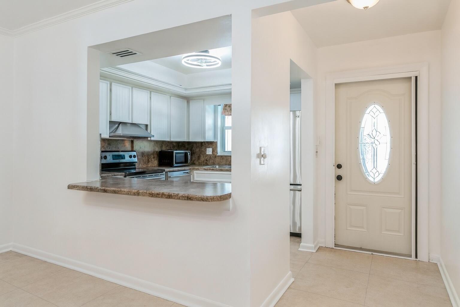 SURF PARK SEVEN CONDO - Residential Lease