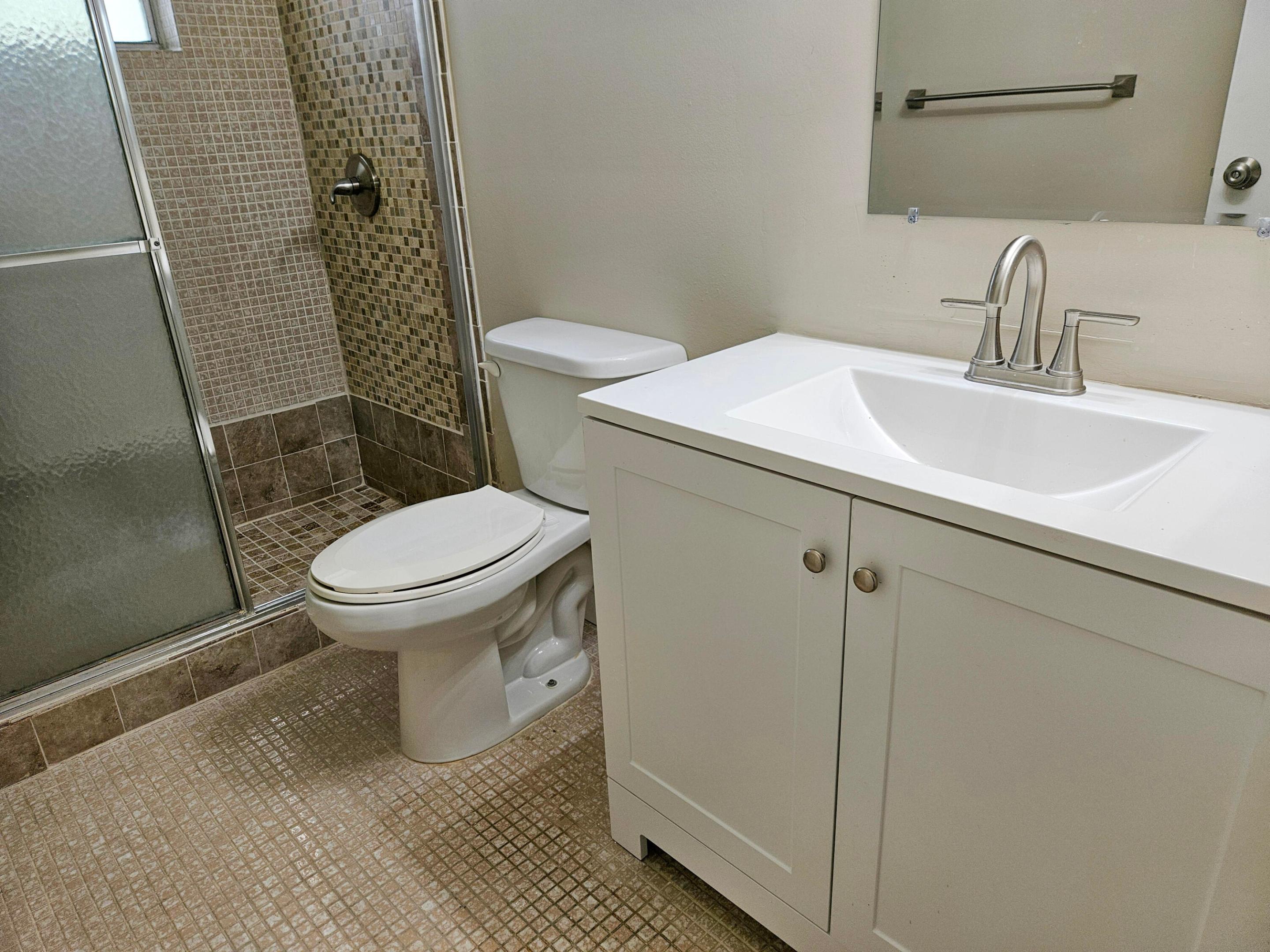 SANDS POINT CONDOMINIUM IV - Residential