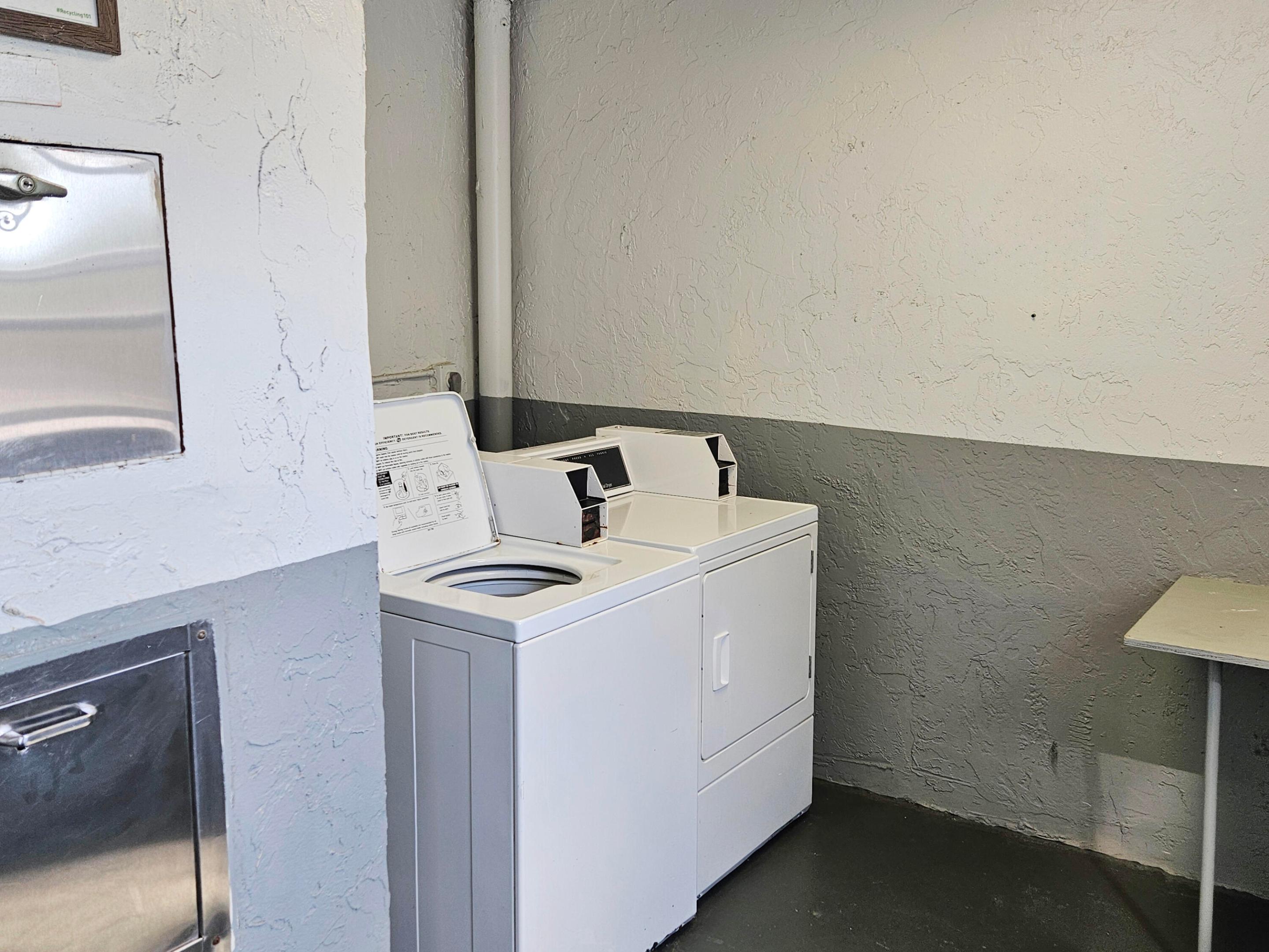 SANDS POINT CONDOMINIUM IV - Residential