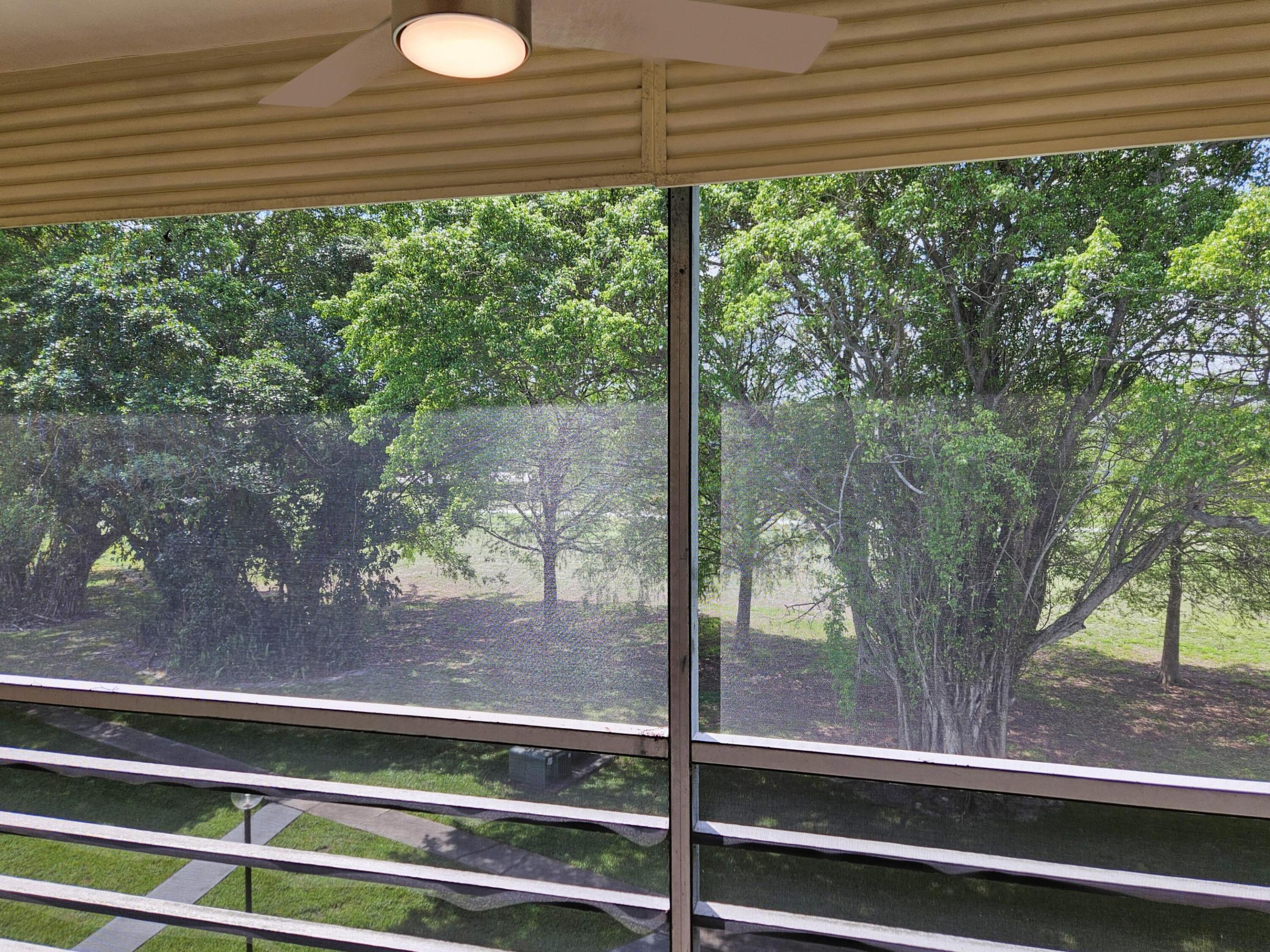 SANDS POINT CONDOMINIUM IV - Residential