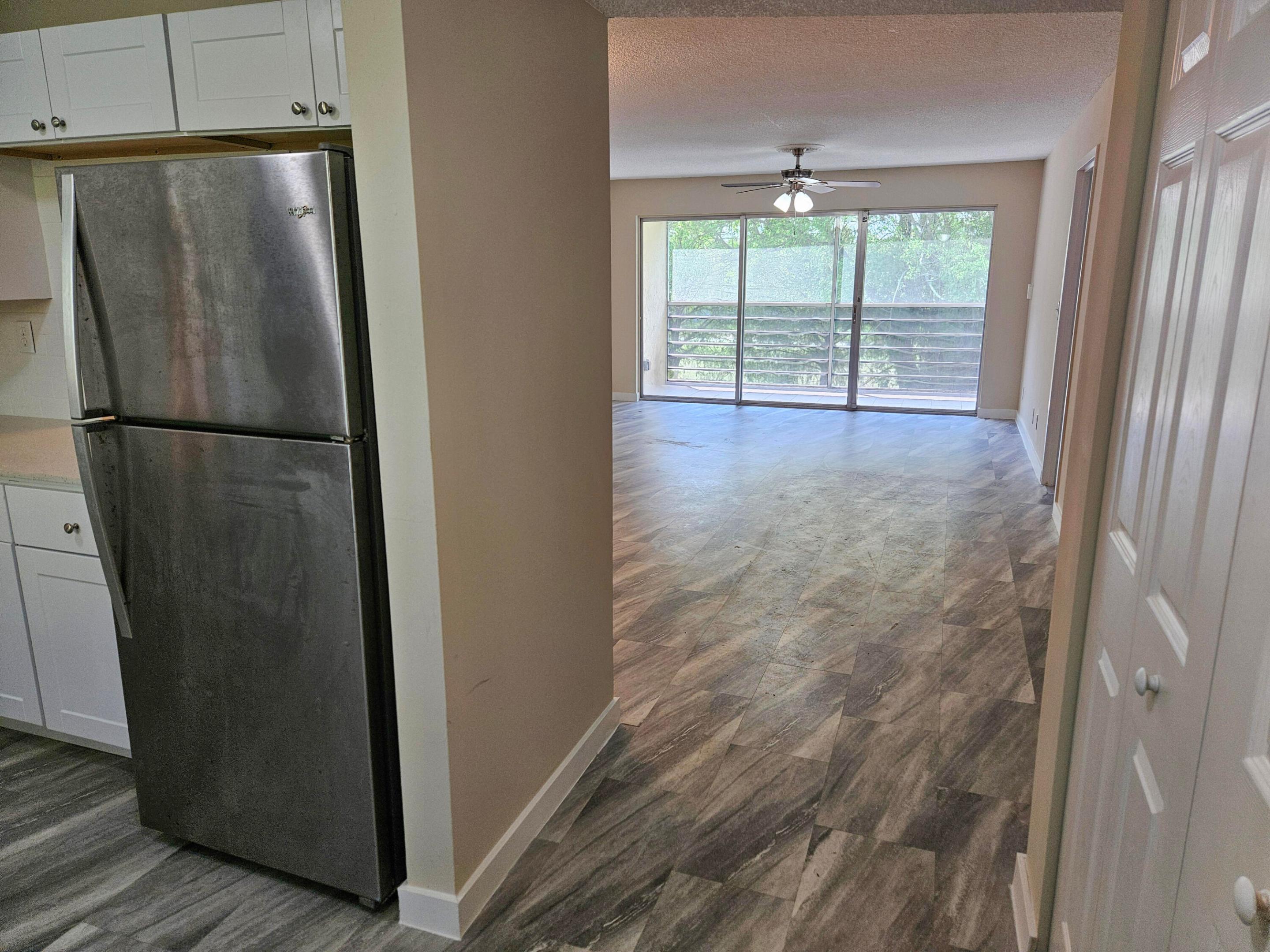 SANDS POINT CONDOMINIUM IV - Residential