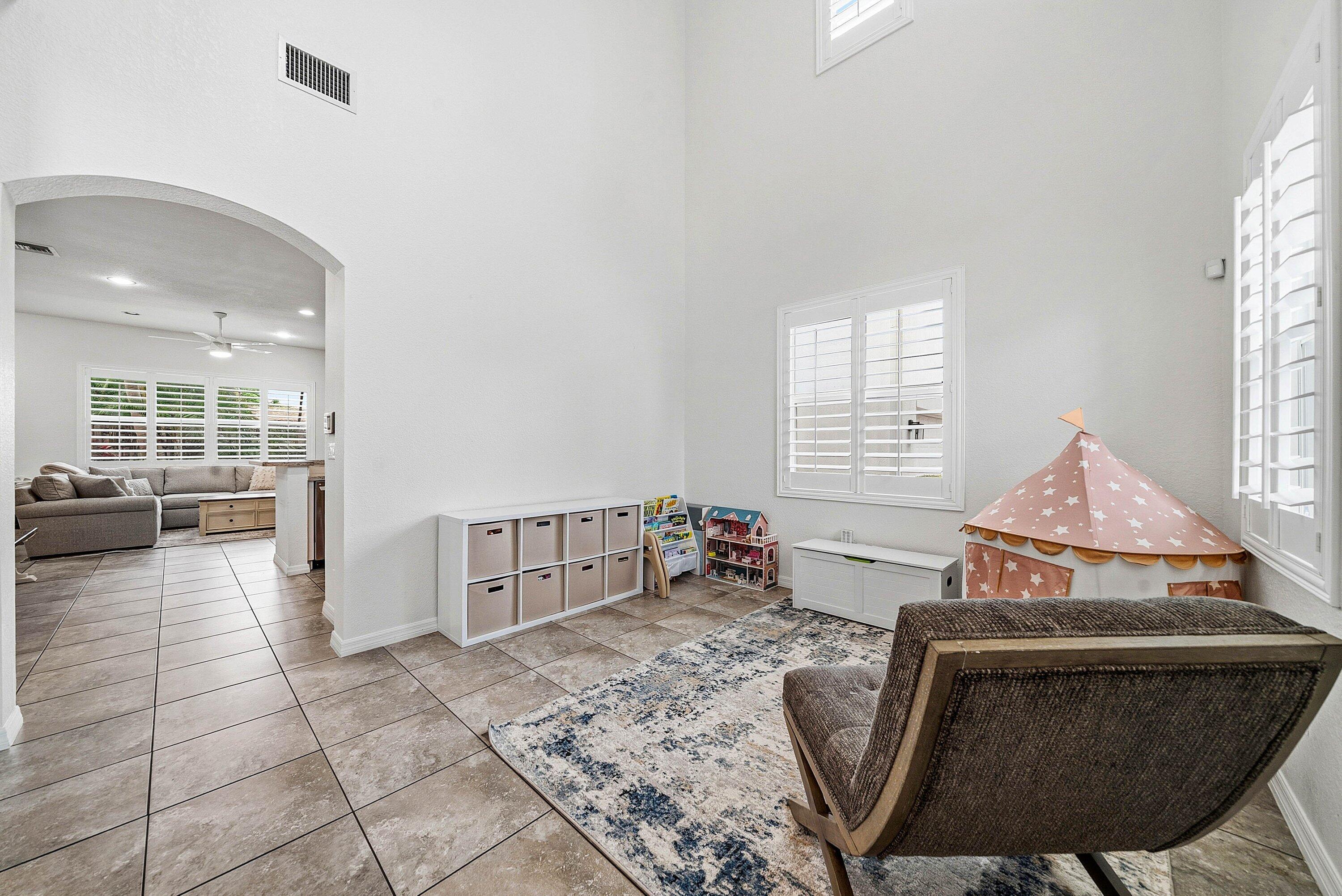 ESTATES AT HERITAGE CLUB - Residential