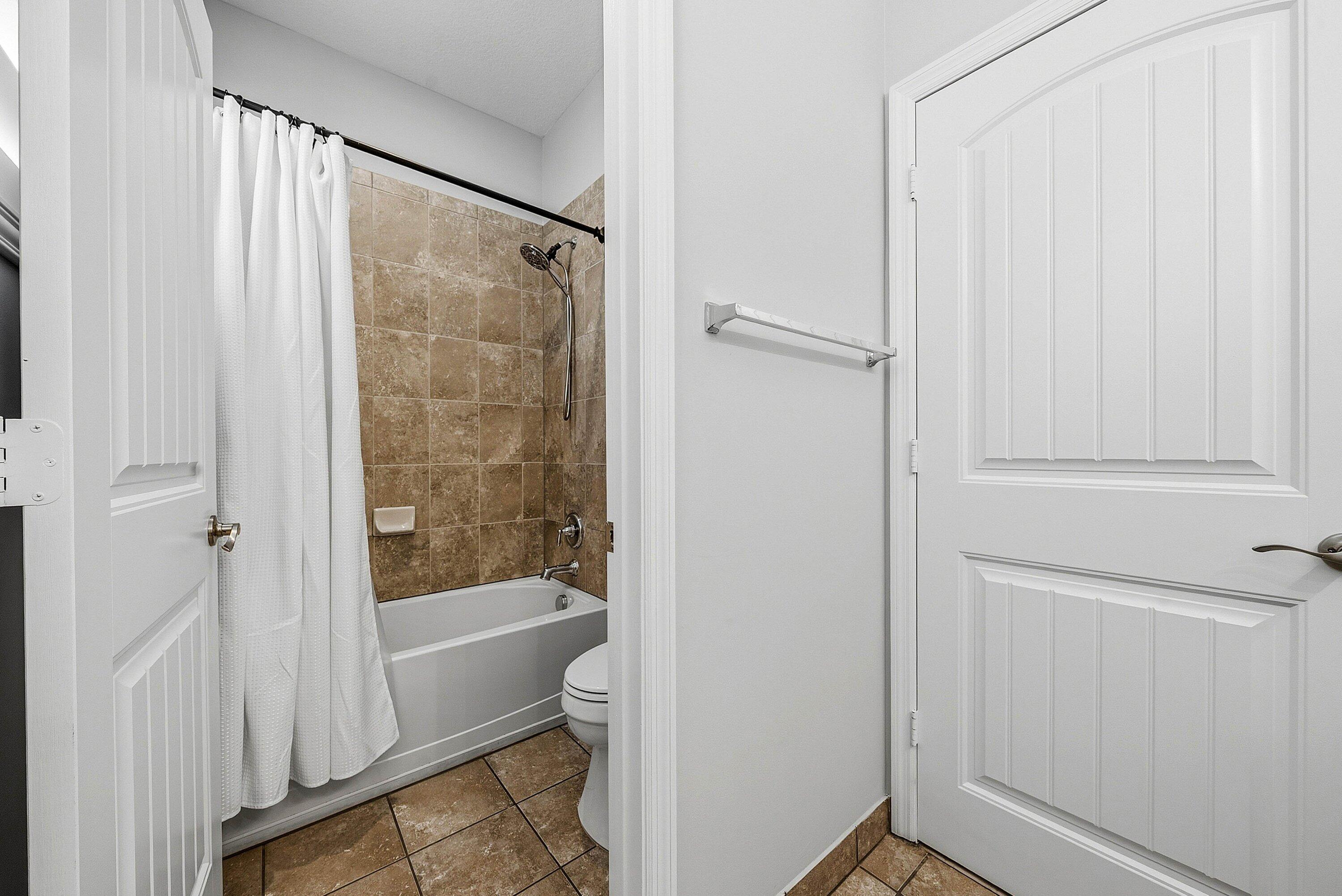 ESTATES AT HERITAGE CLUB - Residential