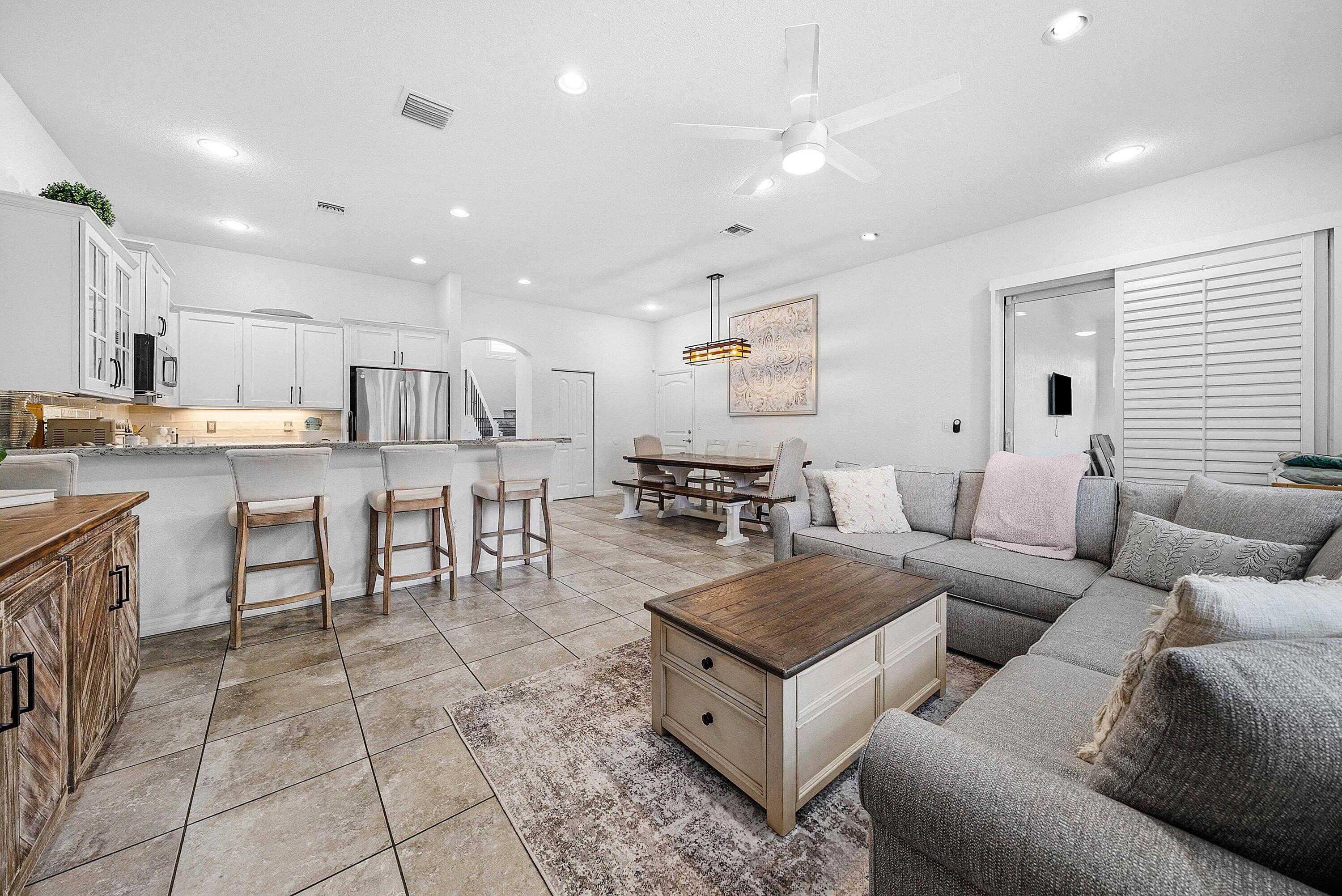 ESTATES AT HERITAGE CLUB - Residential