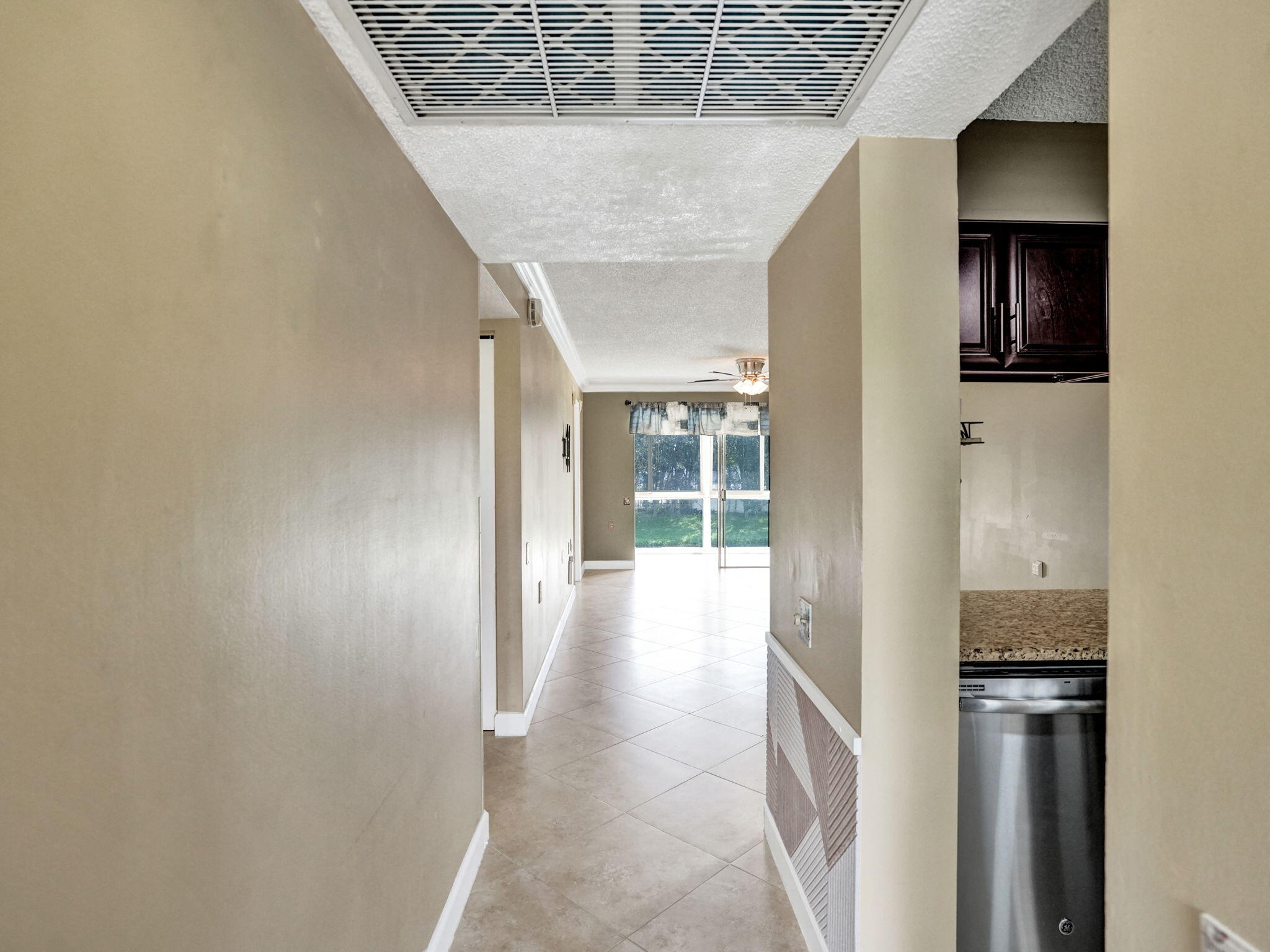 2707 Nassau Bend