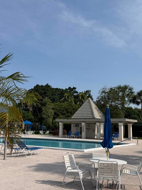 Tiny photo for 2707 Nassau Bend #C2, Coconut Creek, FL 33066 (MLS # B26086951)