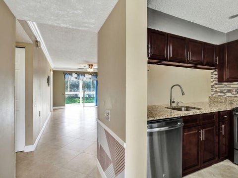 Tiny photo for 2707 Nassau Bend #C2, Coconut Creek, FL 33066 (MLS # B26086951)