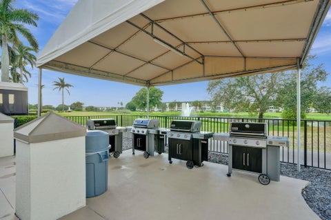 Tiny photo for 2707 Nassau Bend #C2, Coconut Creek, FL 33066 (MLS # B26086951)
