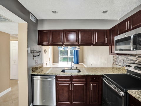 Tiny photo for 2707 Nassau Bend #C2, Coconut Creek, FL 33066 (MLS # B26086951)