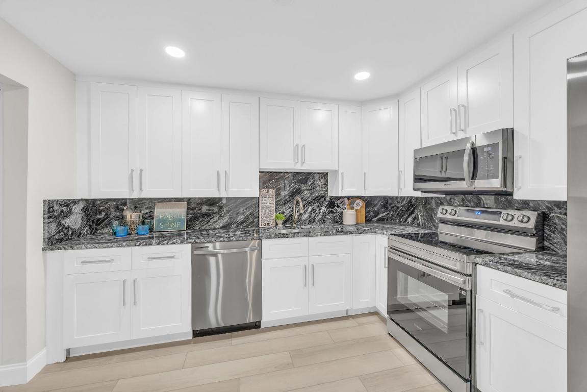 ARCH HEIGHTS - Residential