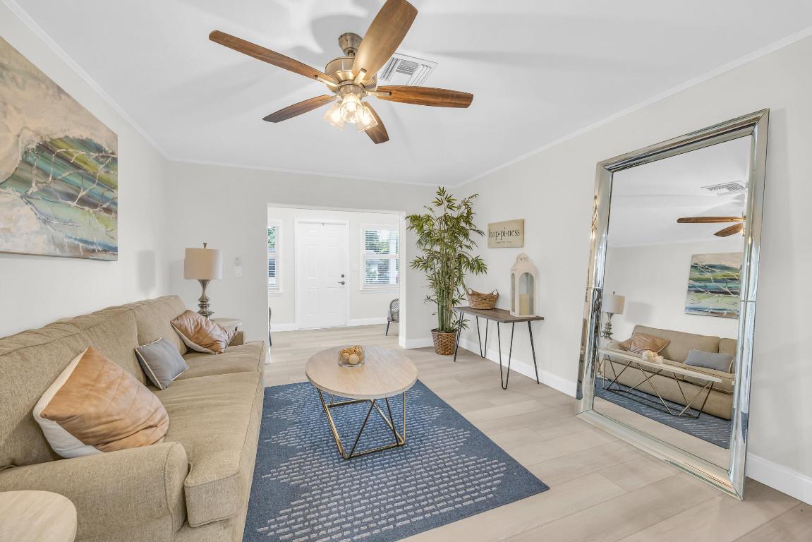 ARCH HEIGHTS - Residential