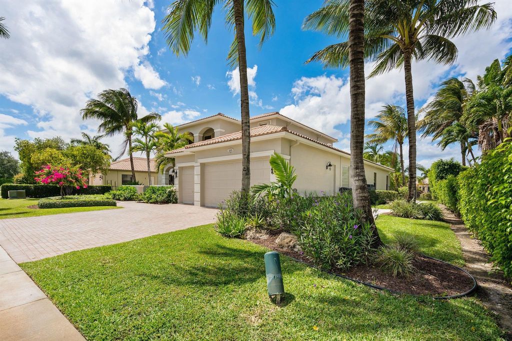 Photo of 11695 Sunrise View Lane, Wellington, FL 33449 (MLS # R11041658)