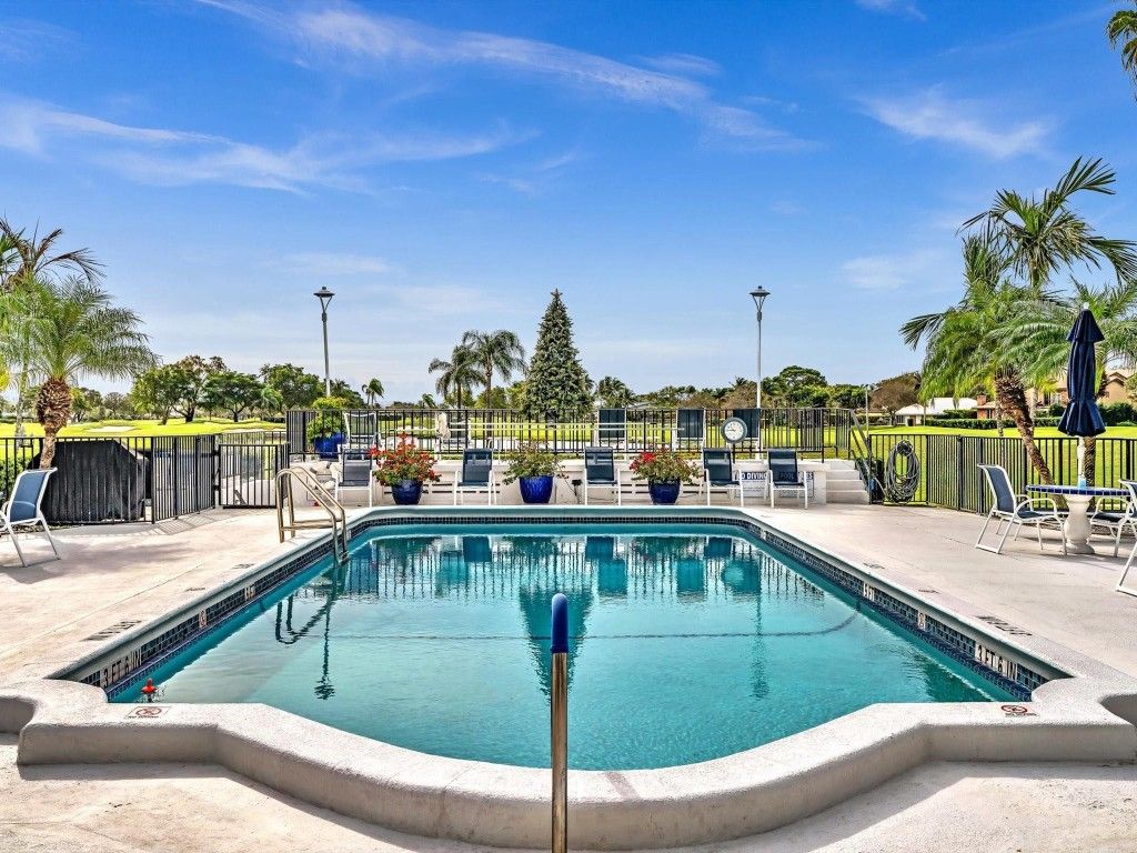 Photo of 4848 NE 23rd Avenue #9B, Fort Lauderdale, FL 33308 (MLS # F10519339)