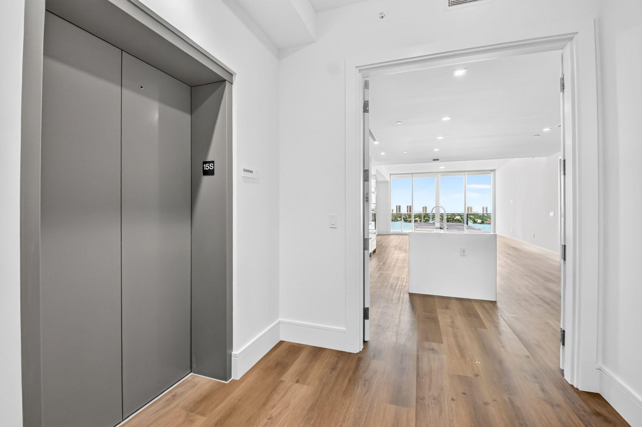 220 Lake Shore Drive 1506