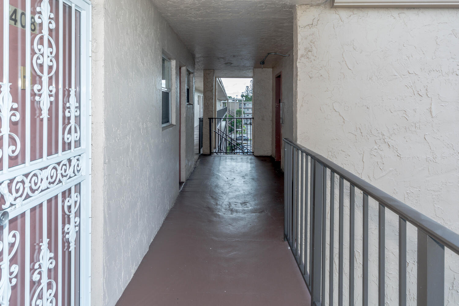 LAKESIDE VILLAGE CONDO 10 - Residential