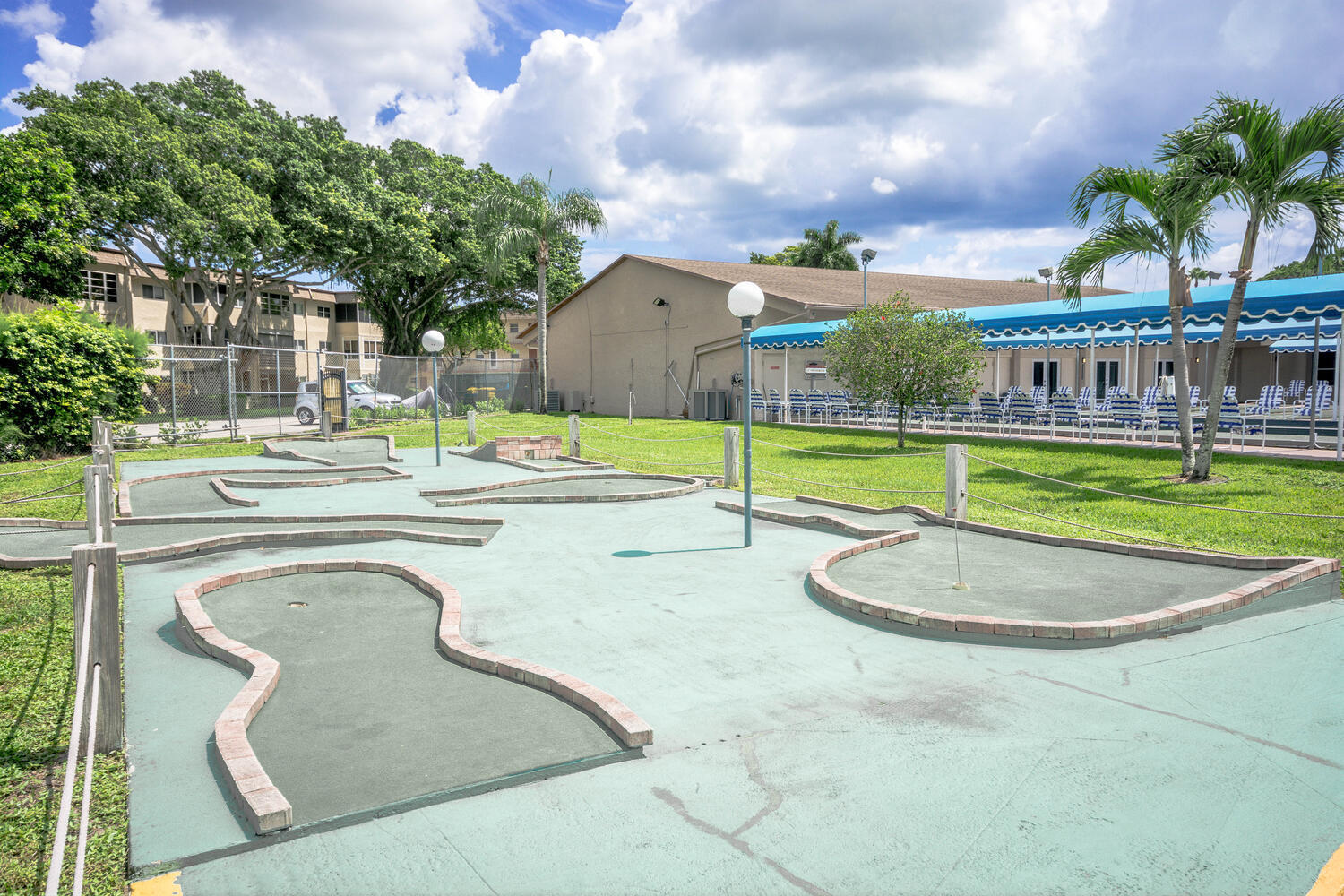 LAKESIDE VILLAGE CONDO 10 - Residential