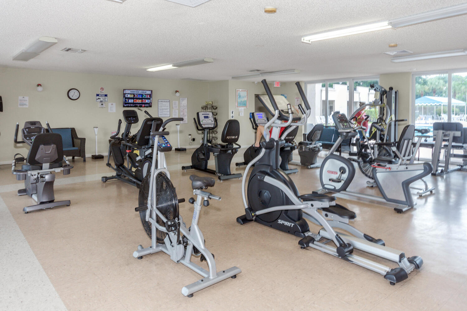 LAKESIDE VILLAGE CONDO 10 - Residential