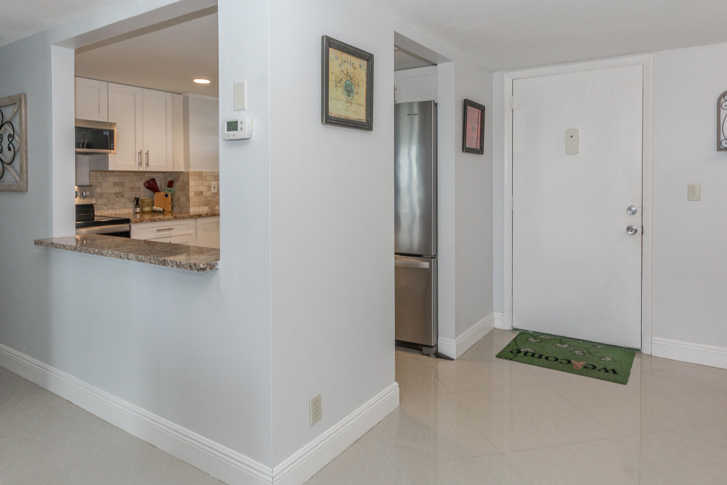 LAKESIDE VILLAGE CONDO 10 - Residential