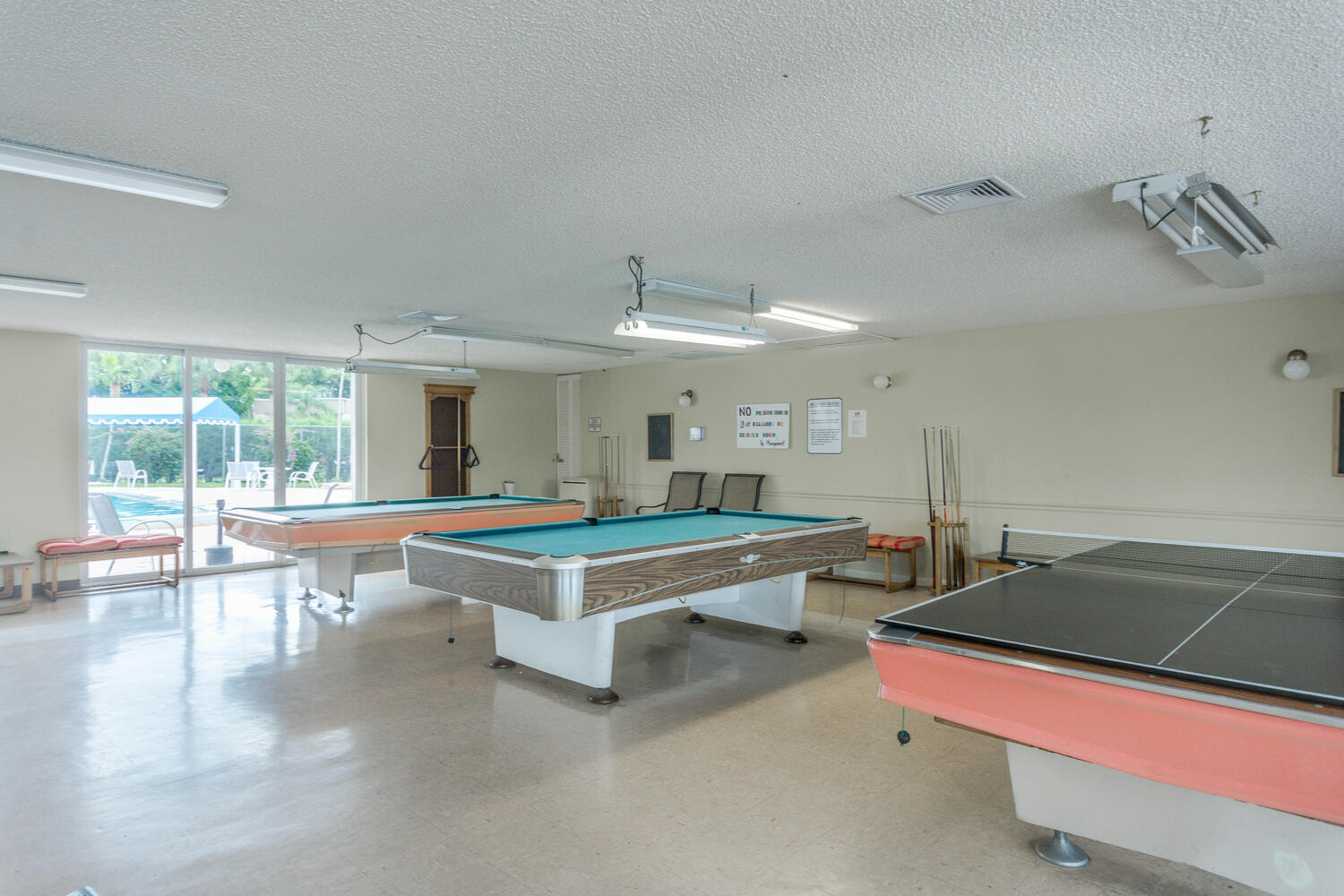 LAKESIDE VILLAGE CONDO 10 - Residential