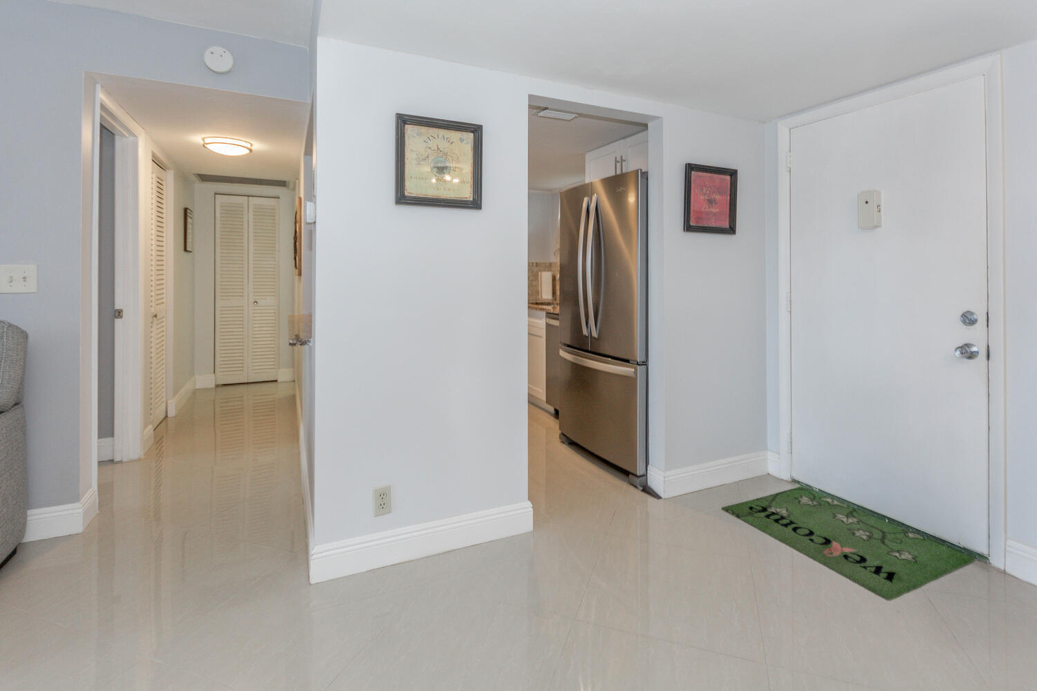 LAKESIDE VILLAGE CONDO 10 - Residential