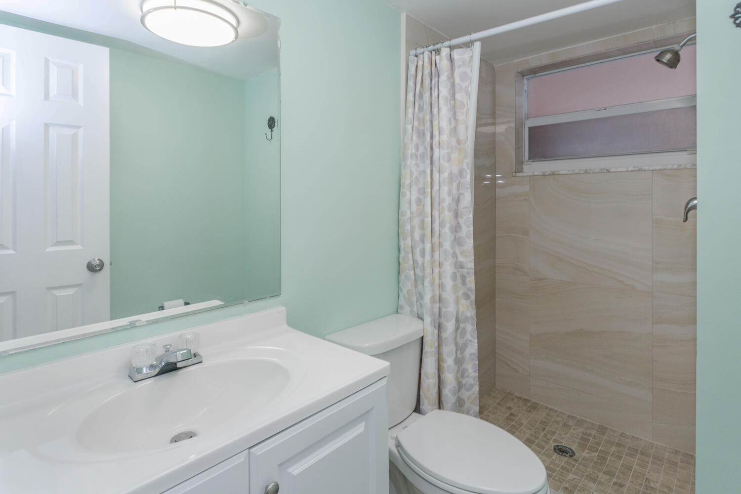 LAKESIDE VILLAGE CONDO 10 - Residential