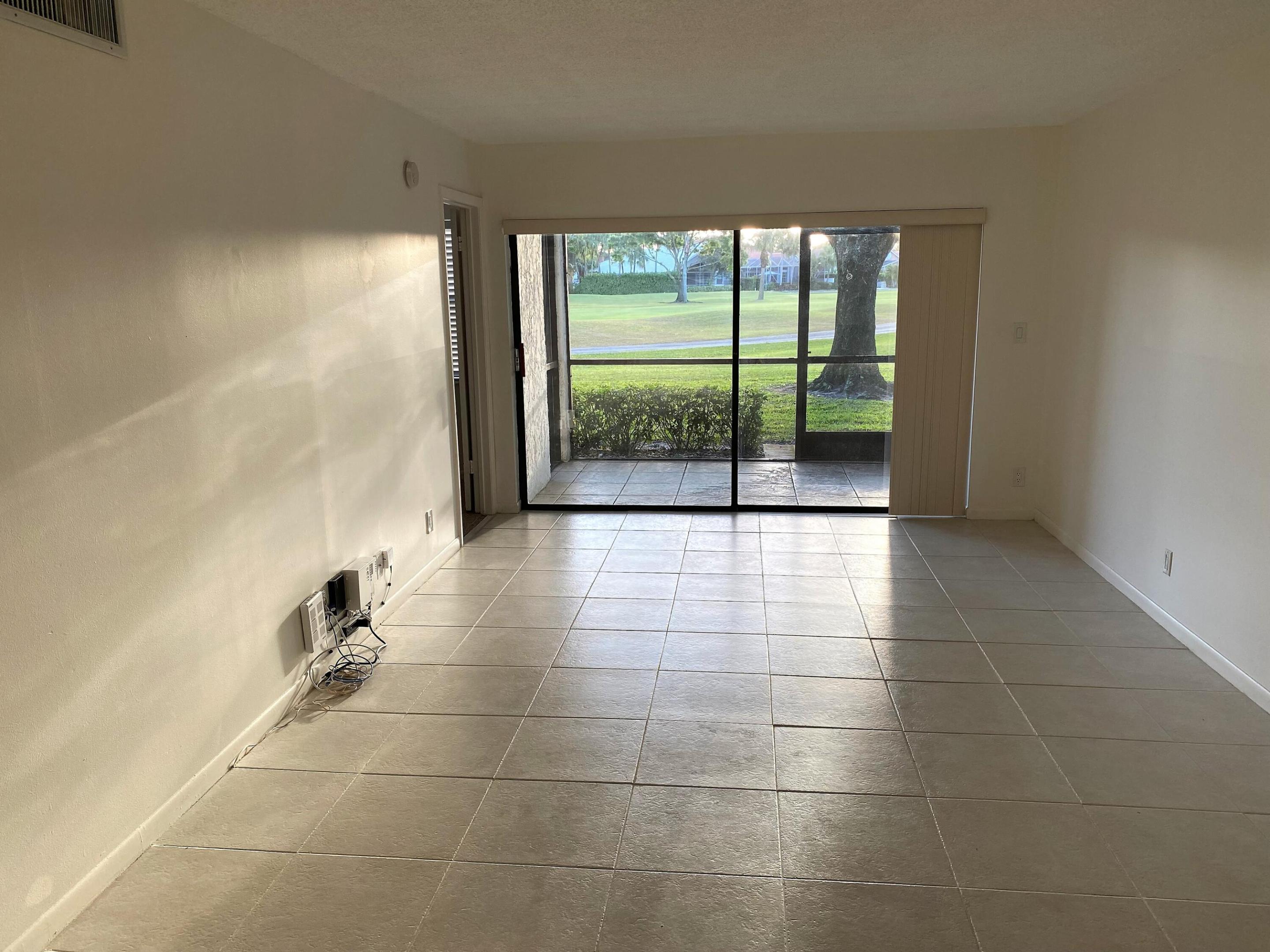 BRIARWOOD CONDO - Residential Lease