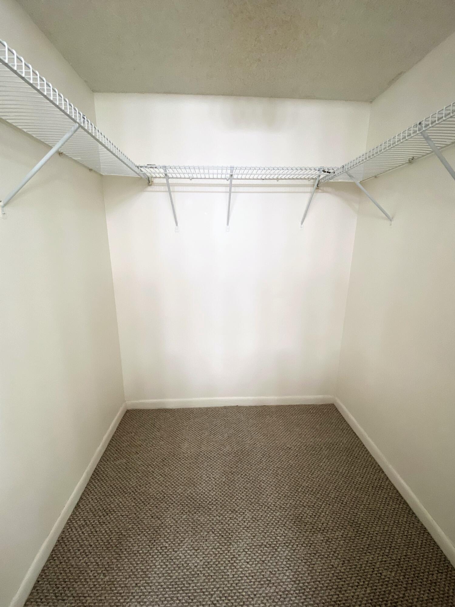 BRIARWOOD CONDO - Residential Lease