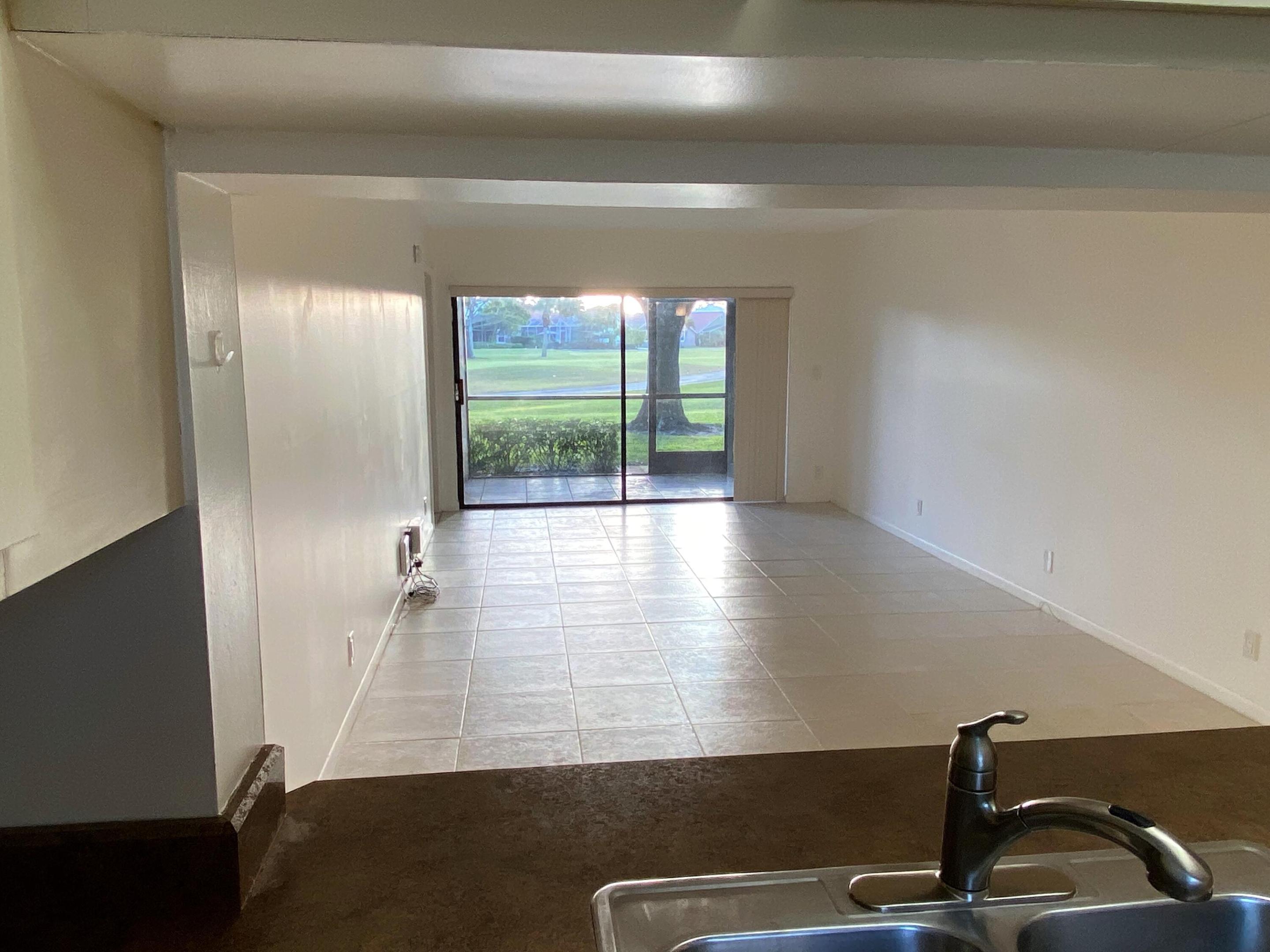 BRIARWOOD CONDO - Residential Lease