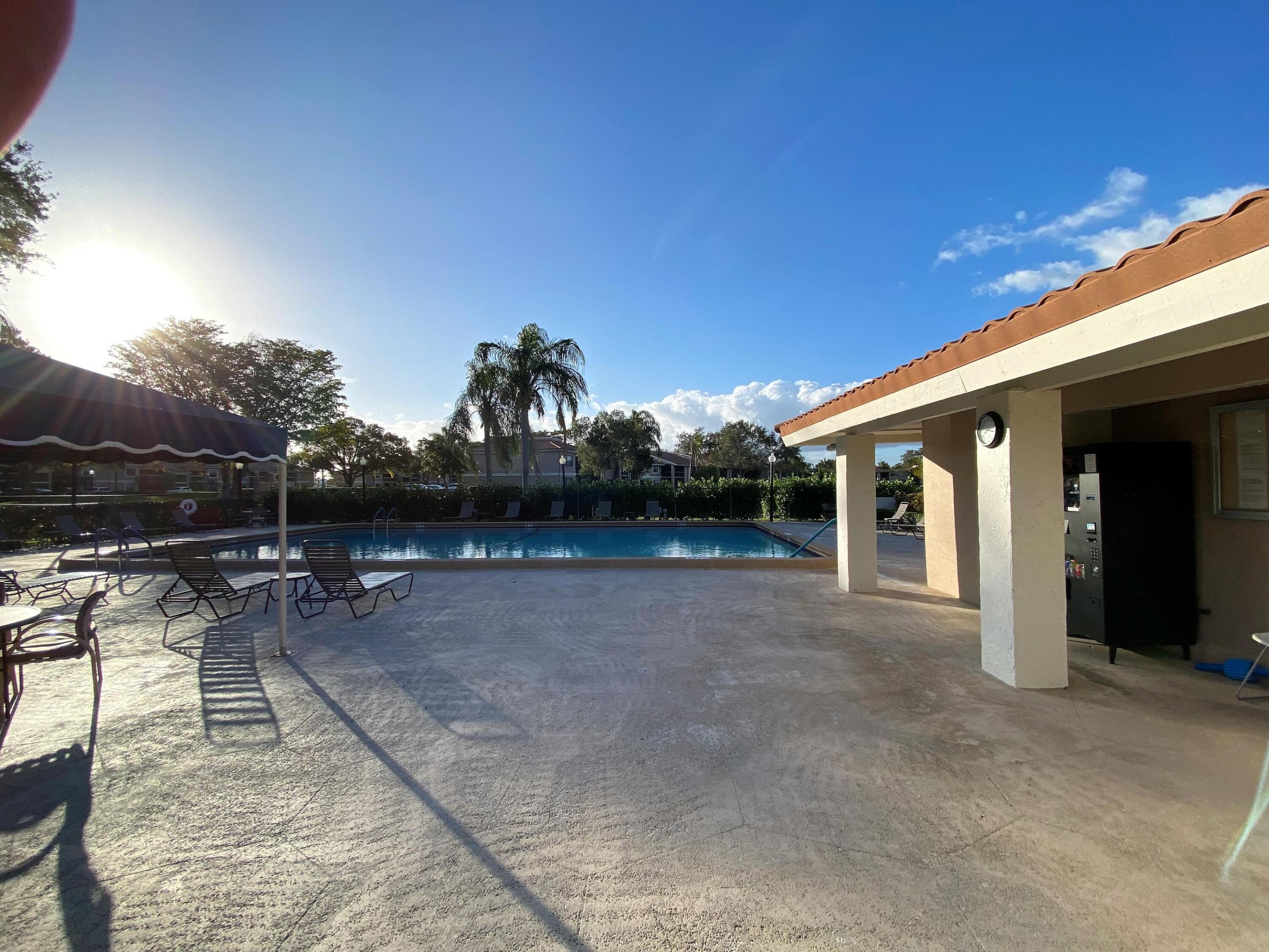 BRIARWOOD CONDO - Residential Lease