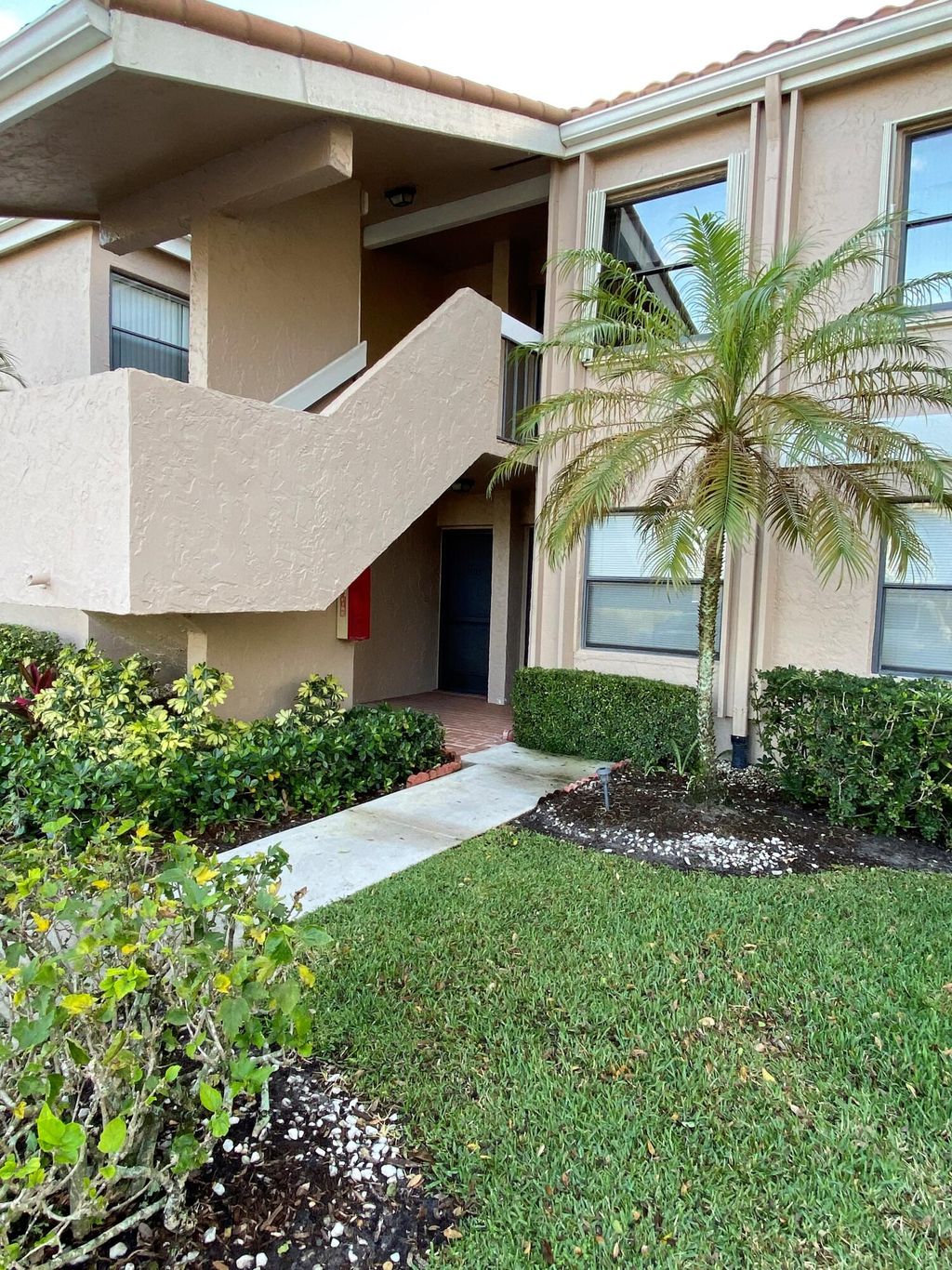 Photo of 12962 Briarlake Drive #103, Palm Beach Gardens, FL 33418 (MLS # R11163336)