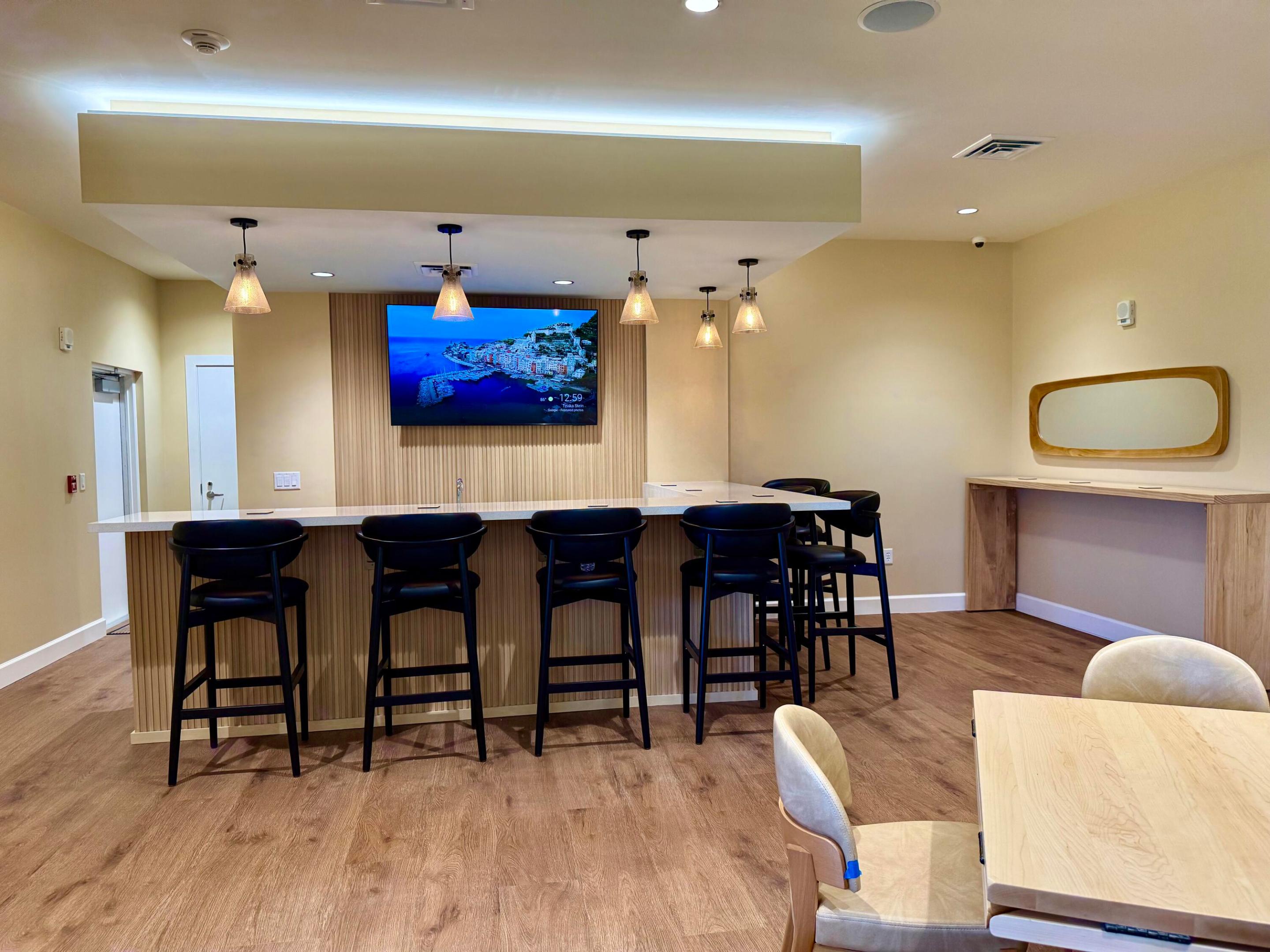 PINES OF DELRAY NORTH CONDO - Residential Lease