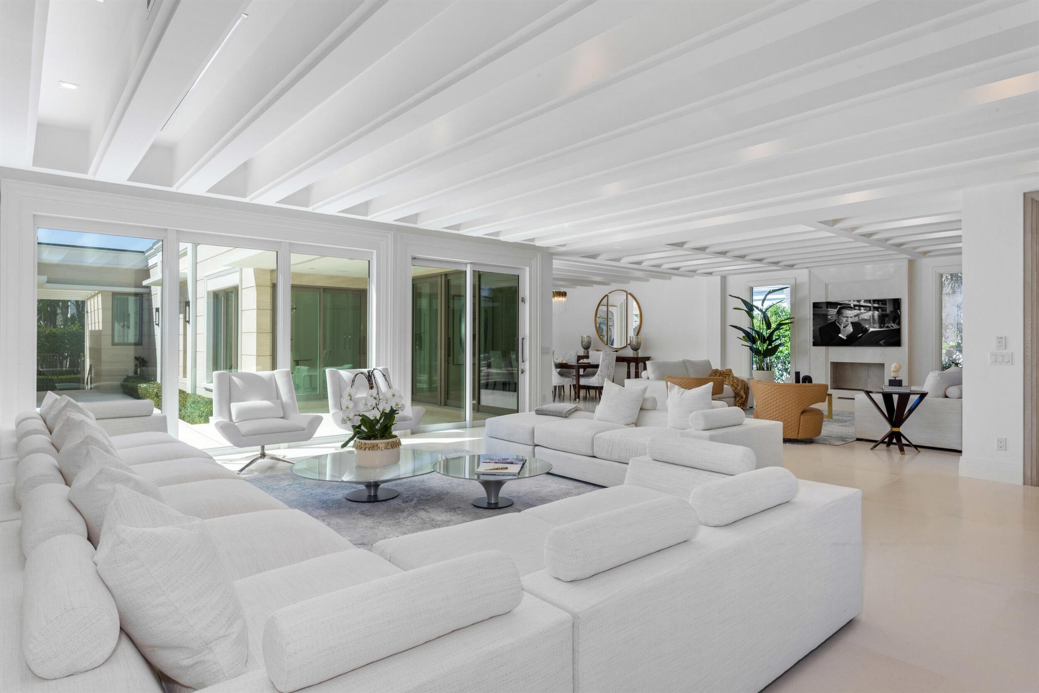 PALM BEACH ESTS PB IN - Residential