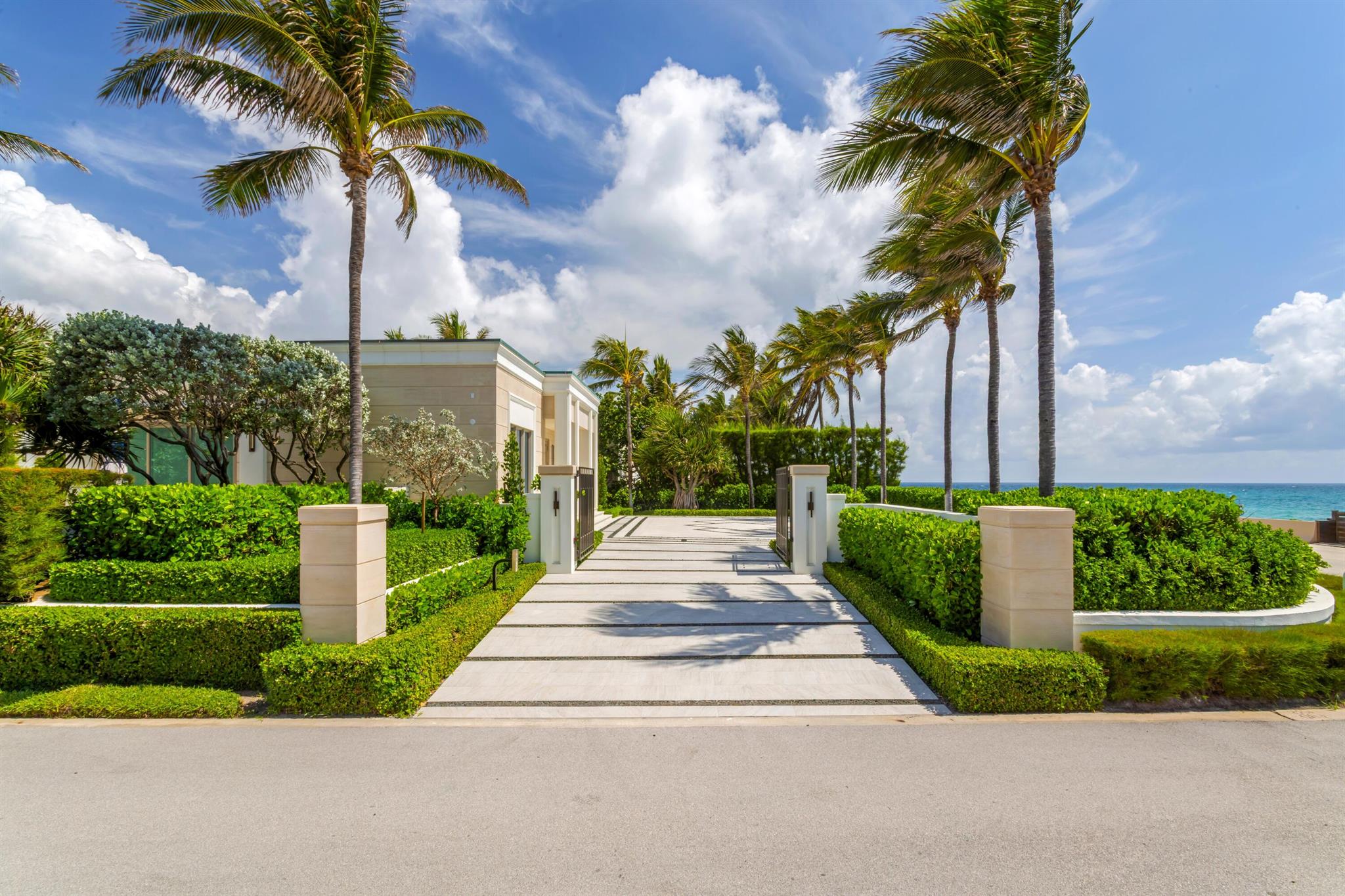 PALM BEACH ESTS PB IN - Residential