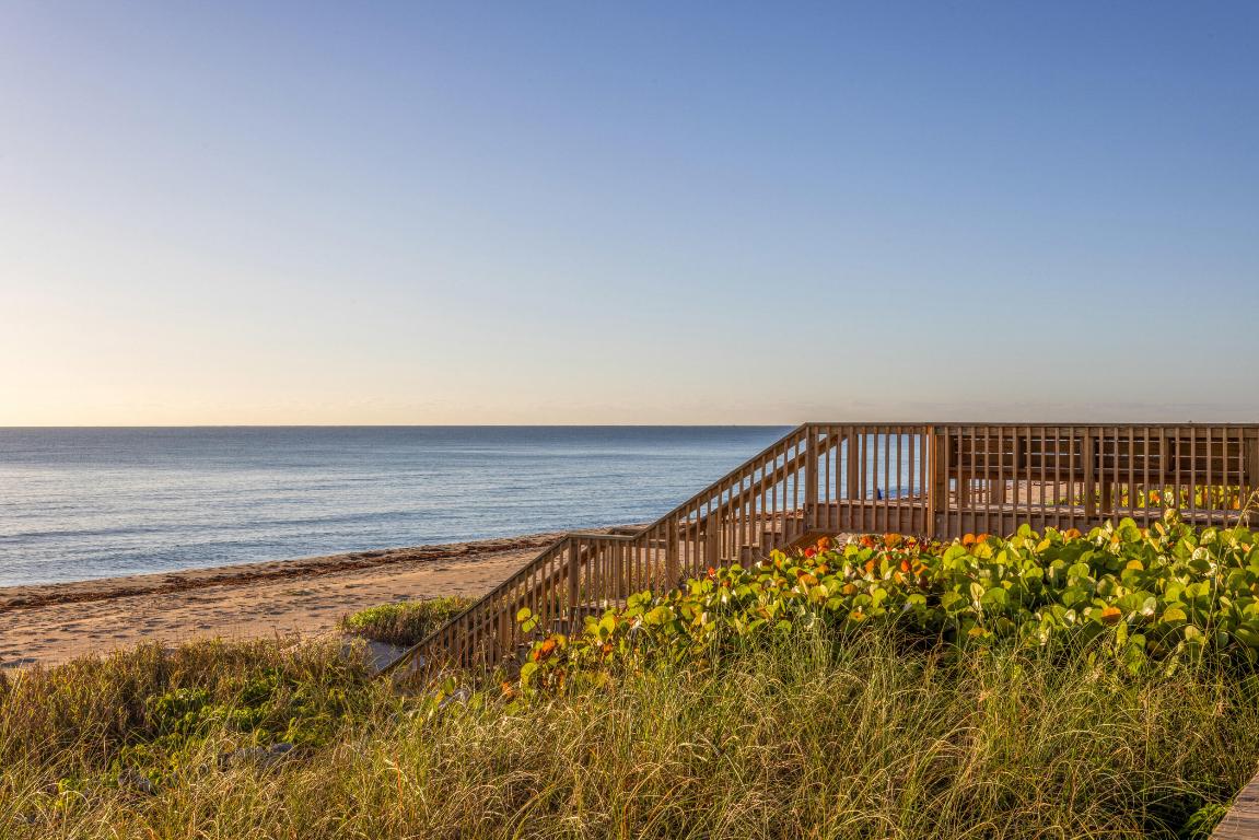 PALM BEACH ESTS PB IN - Residential