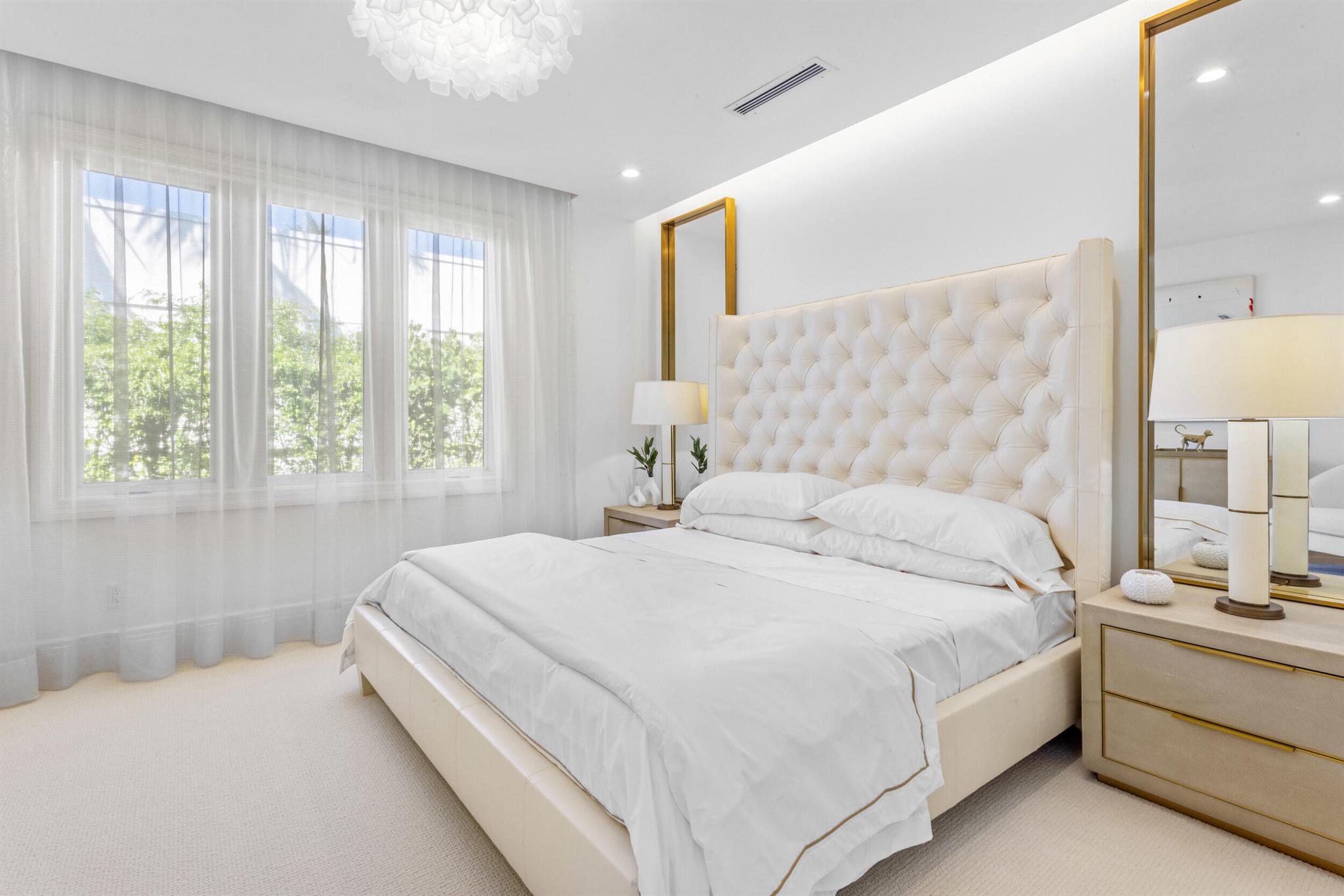 PALM BEACH ESTS PB IN - Residential