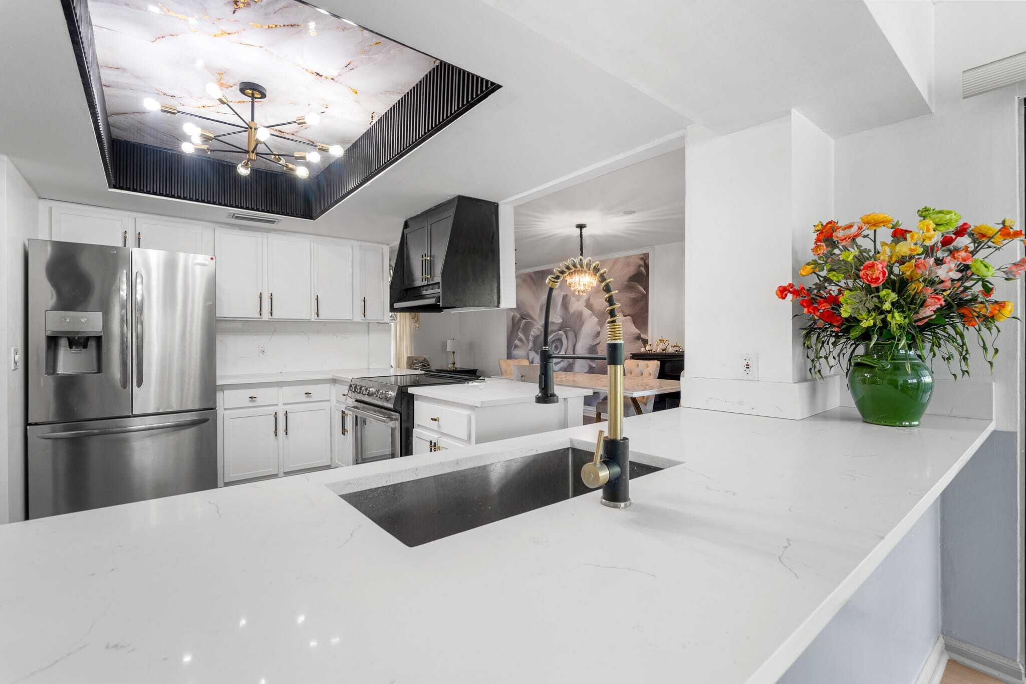 FOREST HILLS SOUTH - Residential