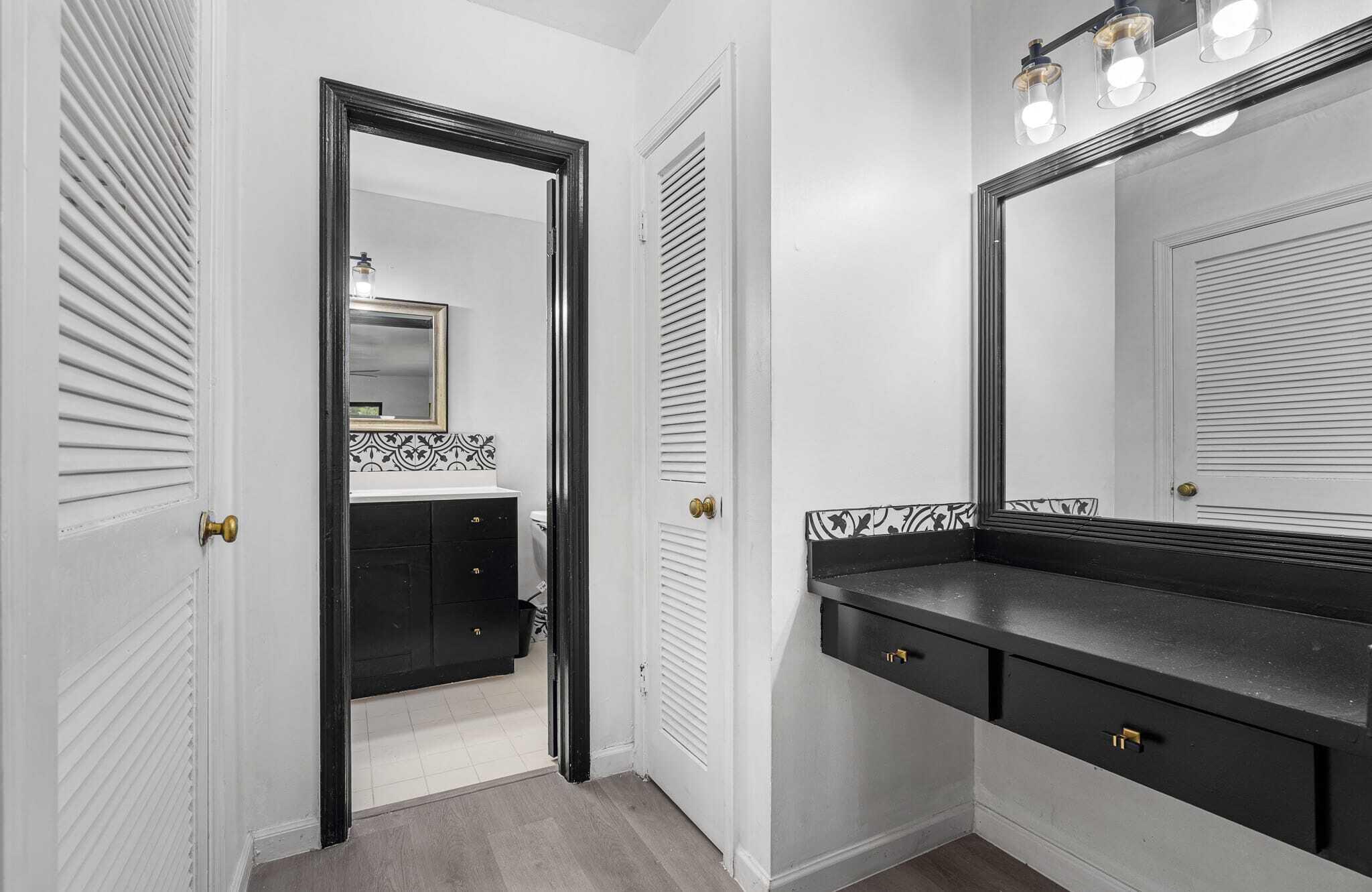 FOREST HILLS SOUTH - Residential