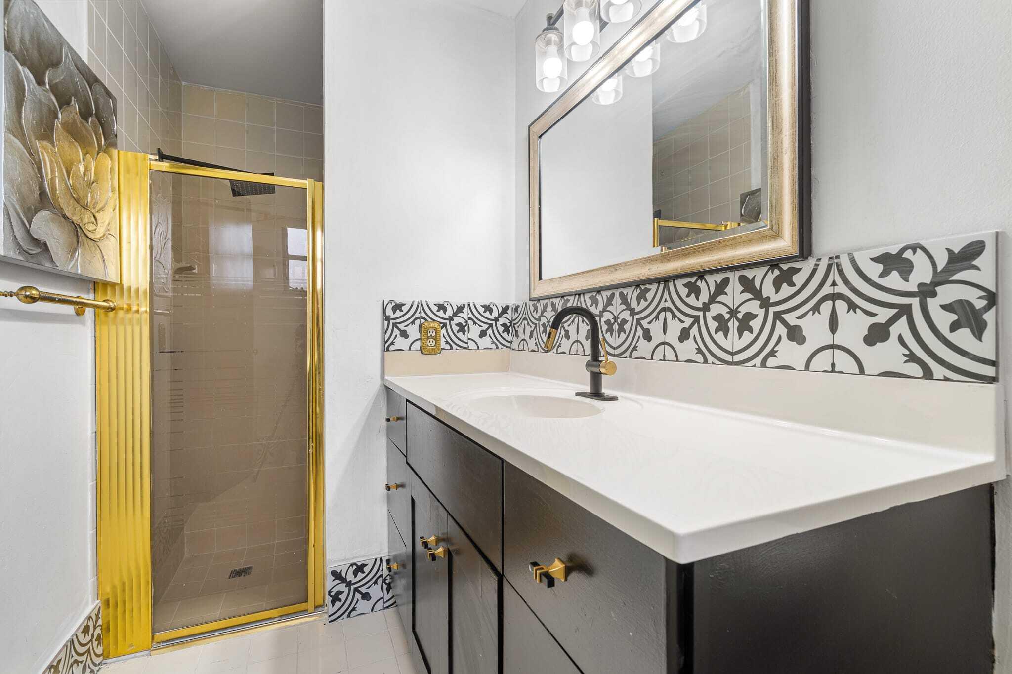 FOREST HILLS SOUTH - Residential