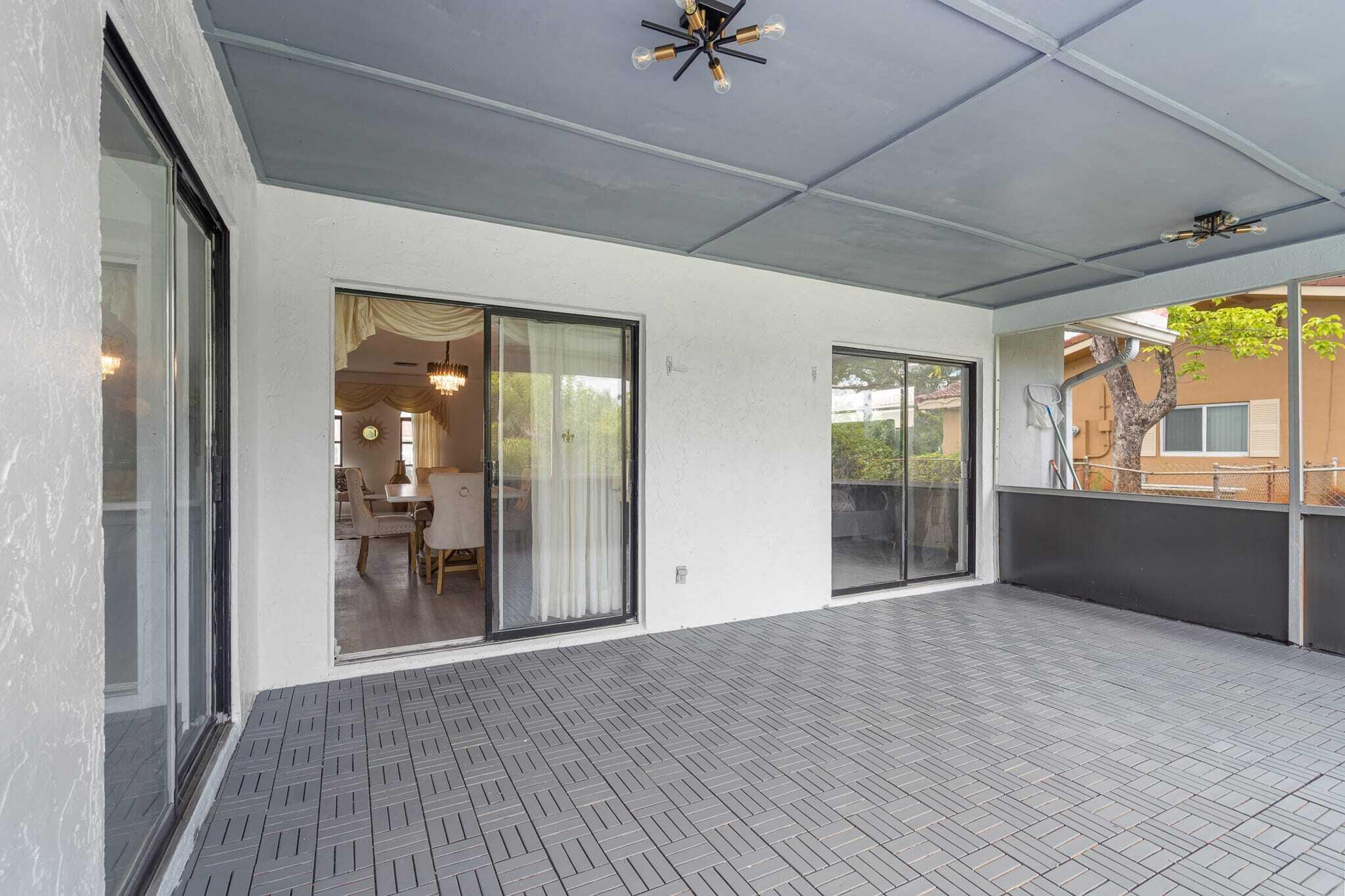 FOREST HILLS SOUTH - Residential