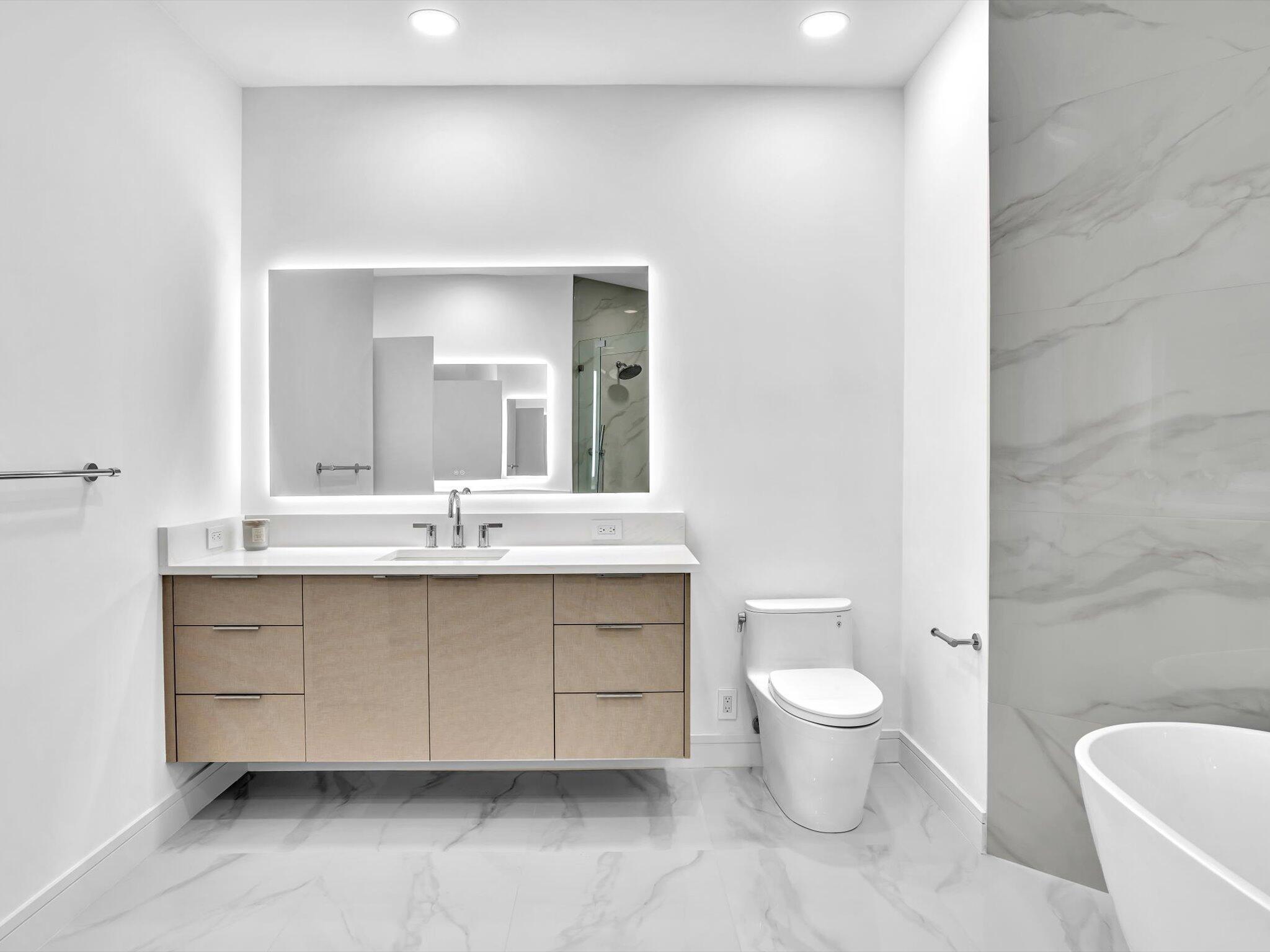 FRENCHMANS CREEK - Residential