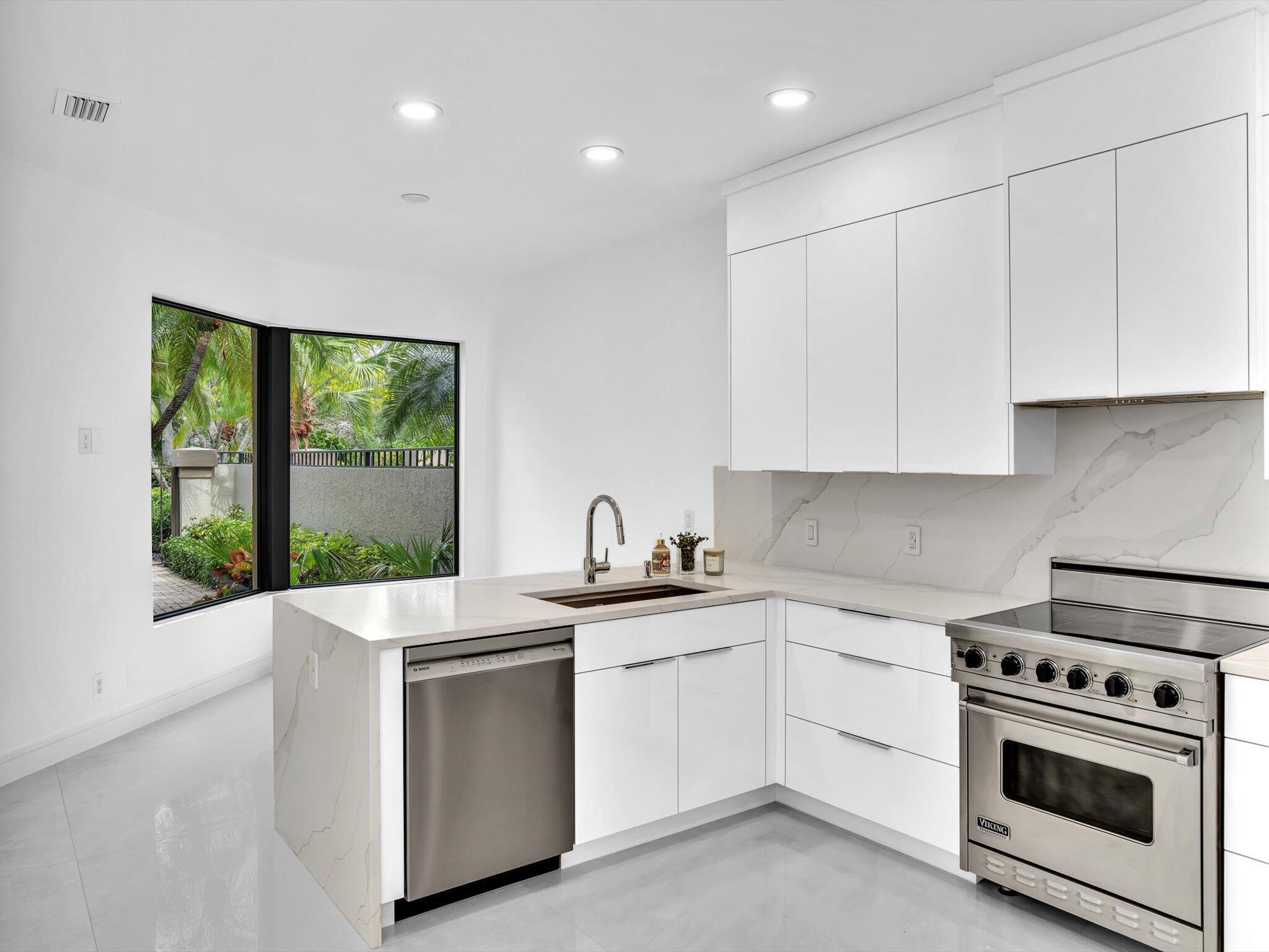 FRENCHMANS CREEK - Residential