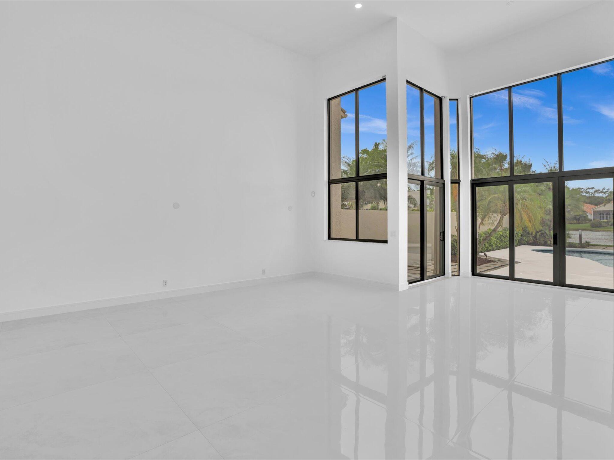 FRENCHMANS CREEK - Residential