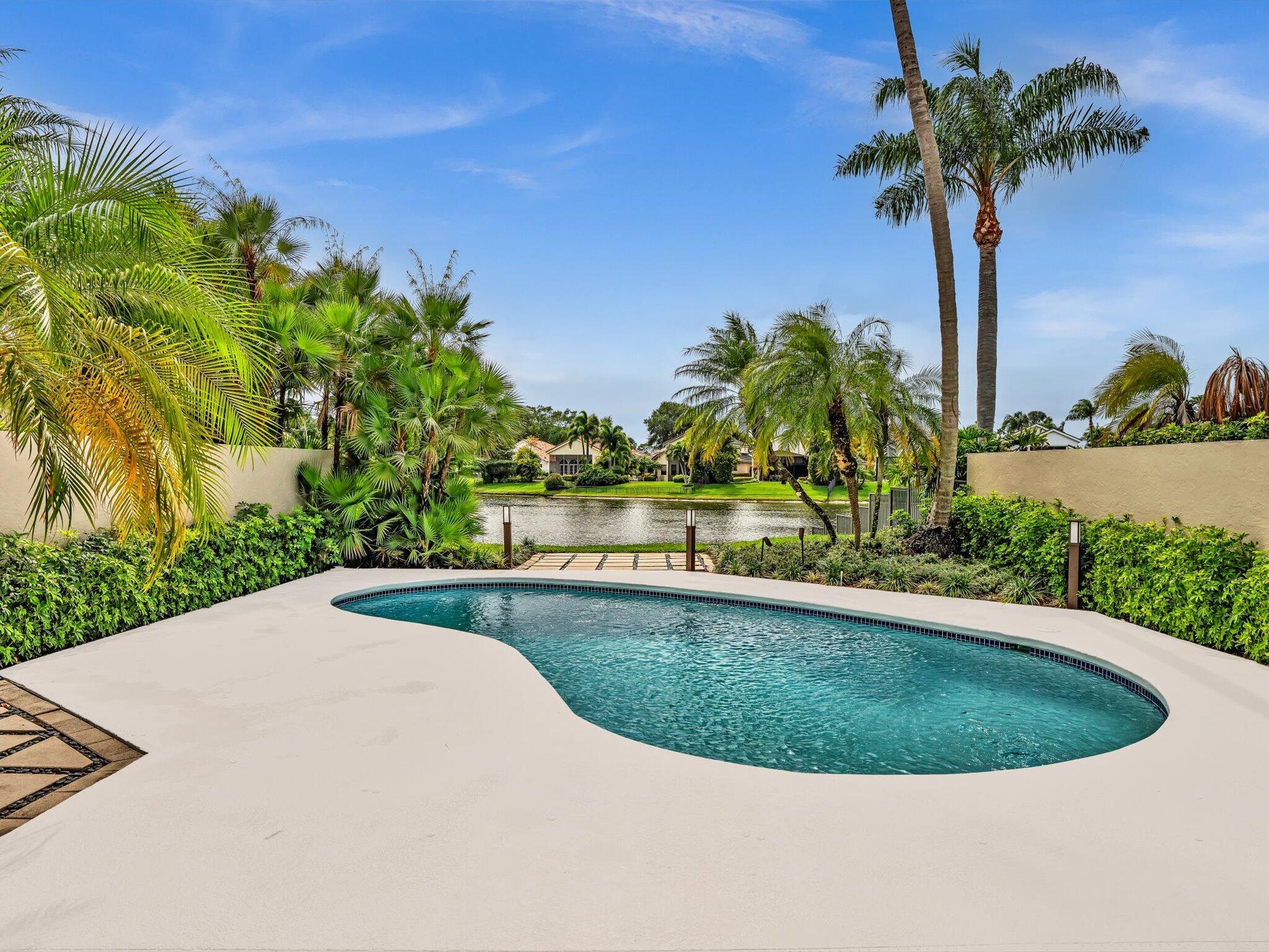 FRENCHMANS CREEK - Residential