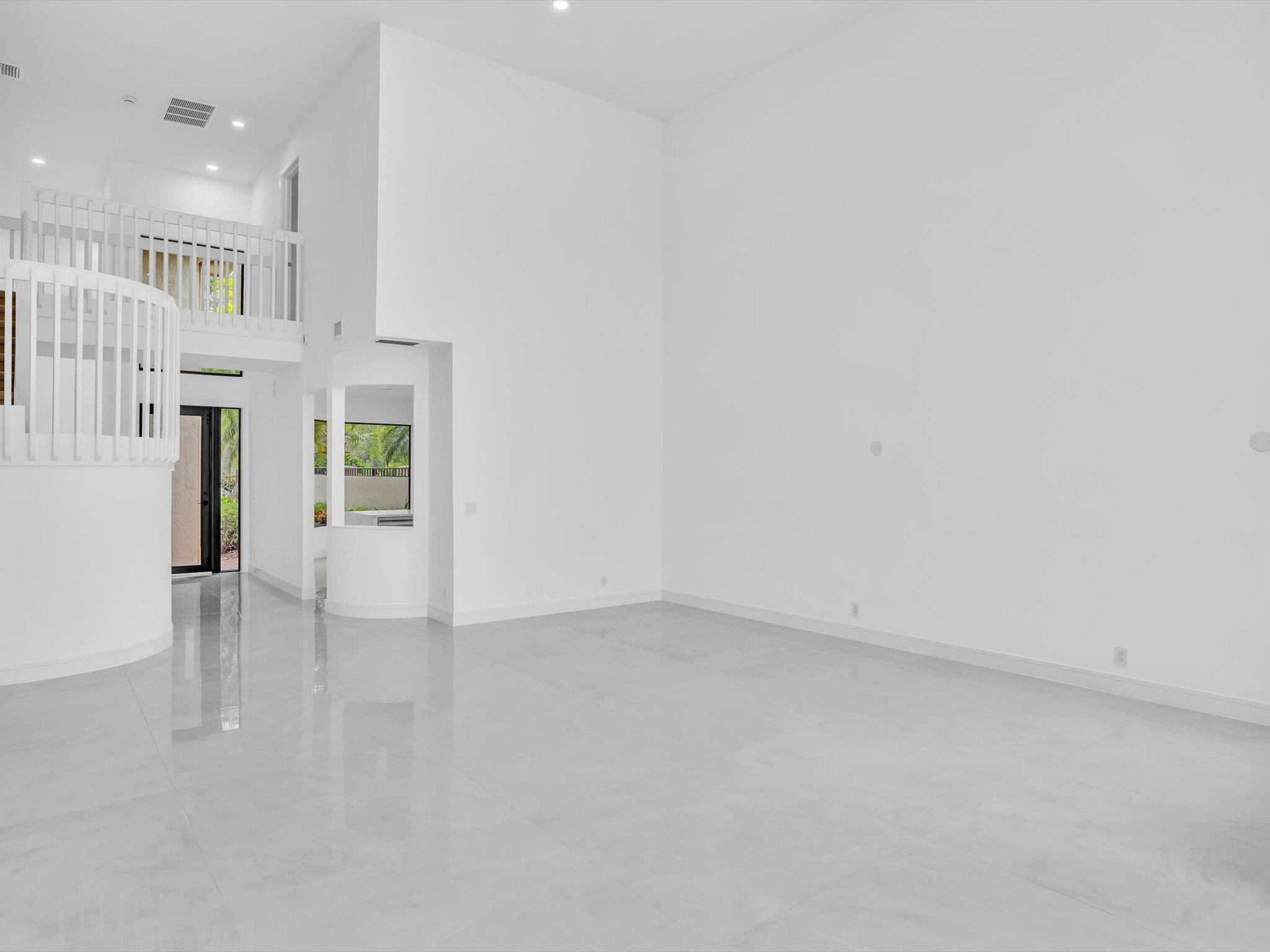 FRENCHMANS CREEK - Residential