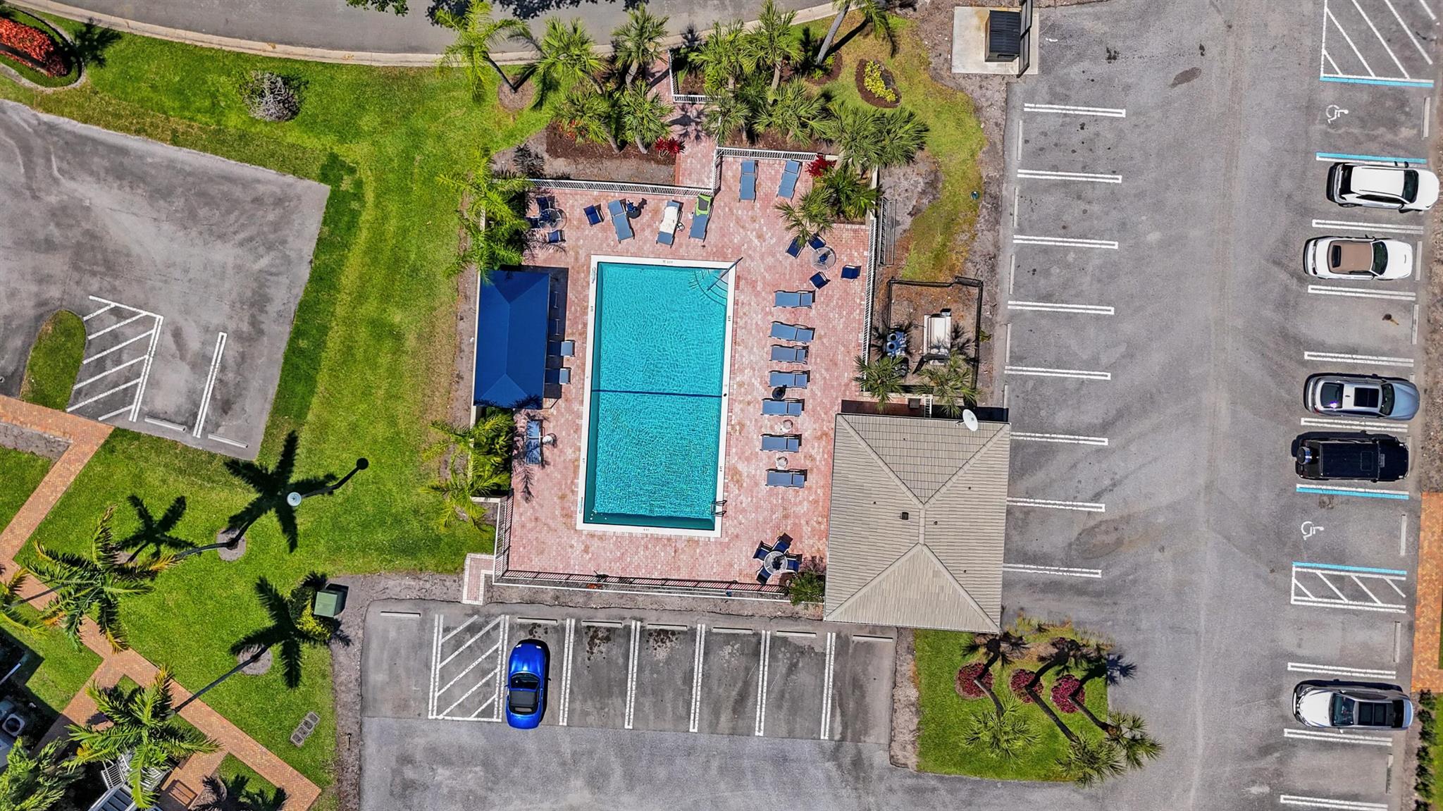 STRATFORD AT HUNTERS RUN - Residential