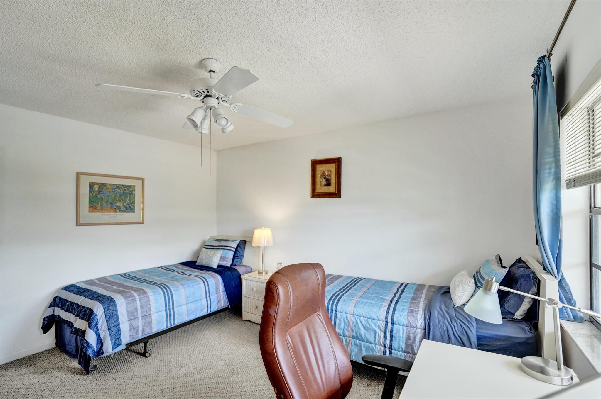 STRATFORD AT HUNTERS RUN - Residential