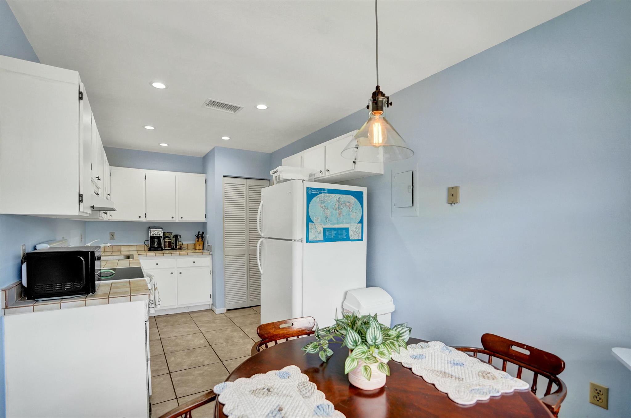 STRATFORD AT HUNTERS RUN - Residential