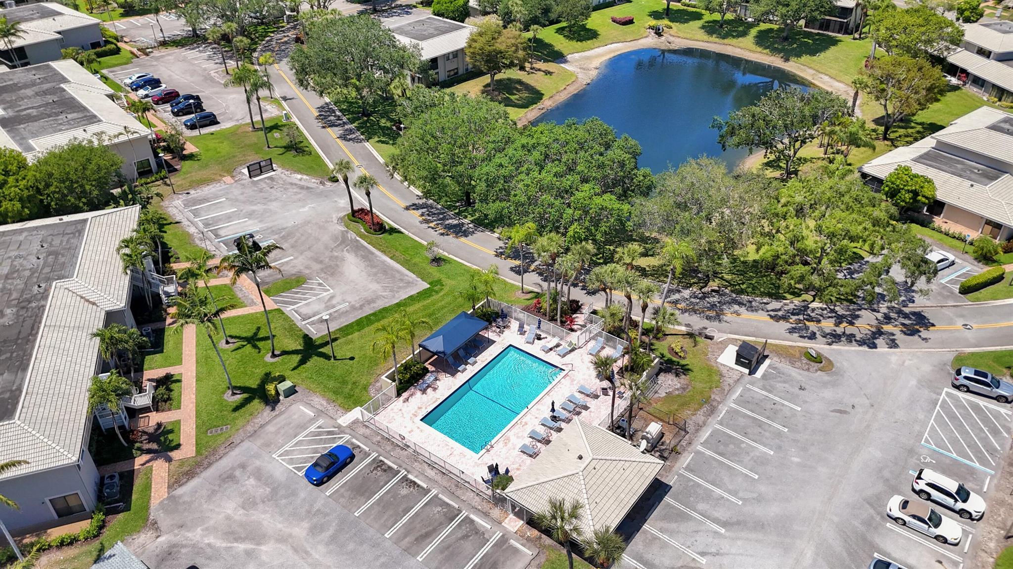 STRATFORD AT HUNTERS RUN - Residential